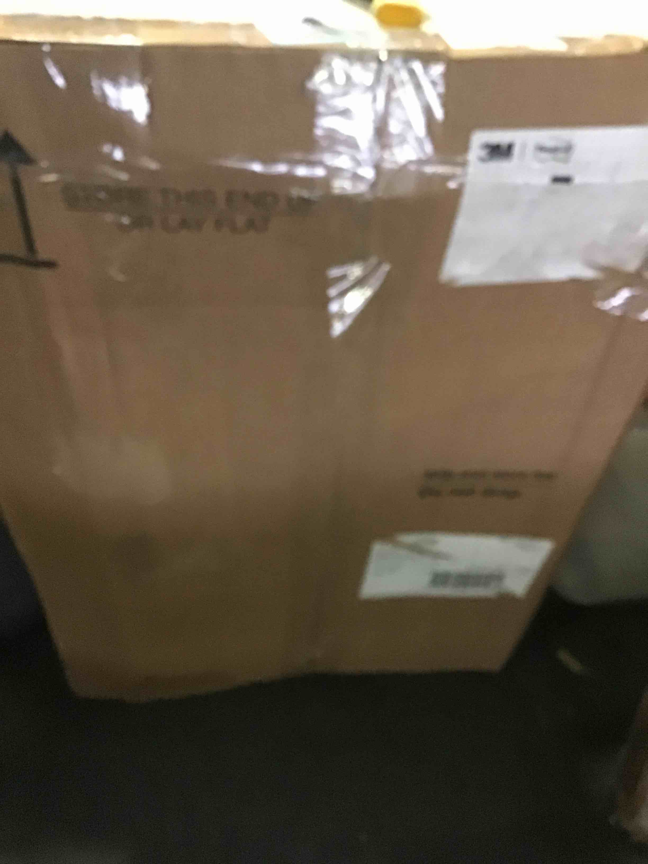 https://s3.amazonaws.com/lotting-images-prod/bidfta/BLU5524336_1698677087529.jpeg