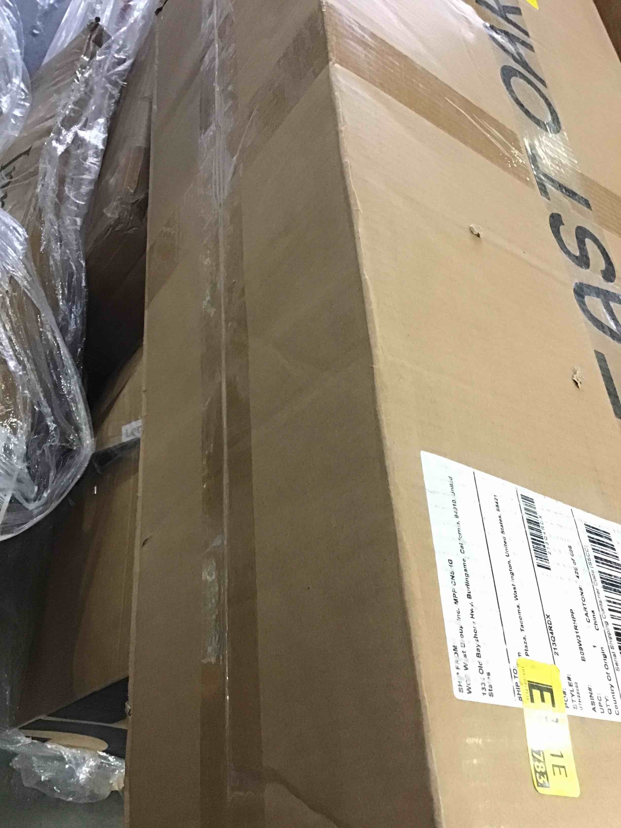 https://s3.amazonaws.com/lotting-images-prod/bidfta/BLU5524381_1698685612000.jpeg