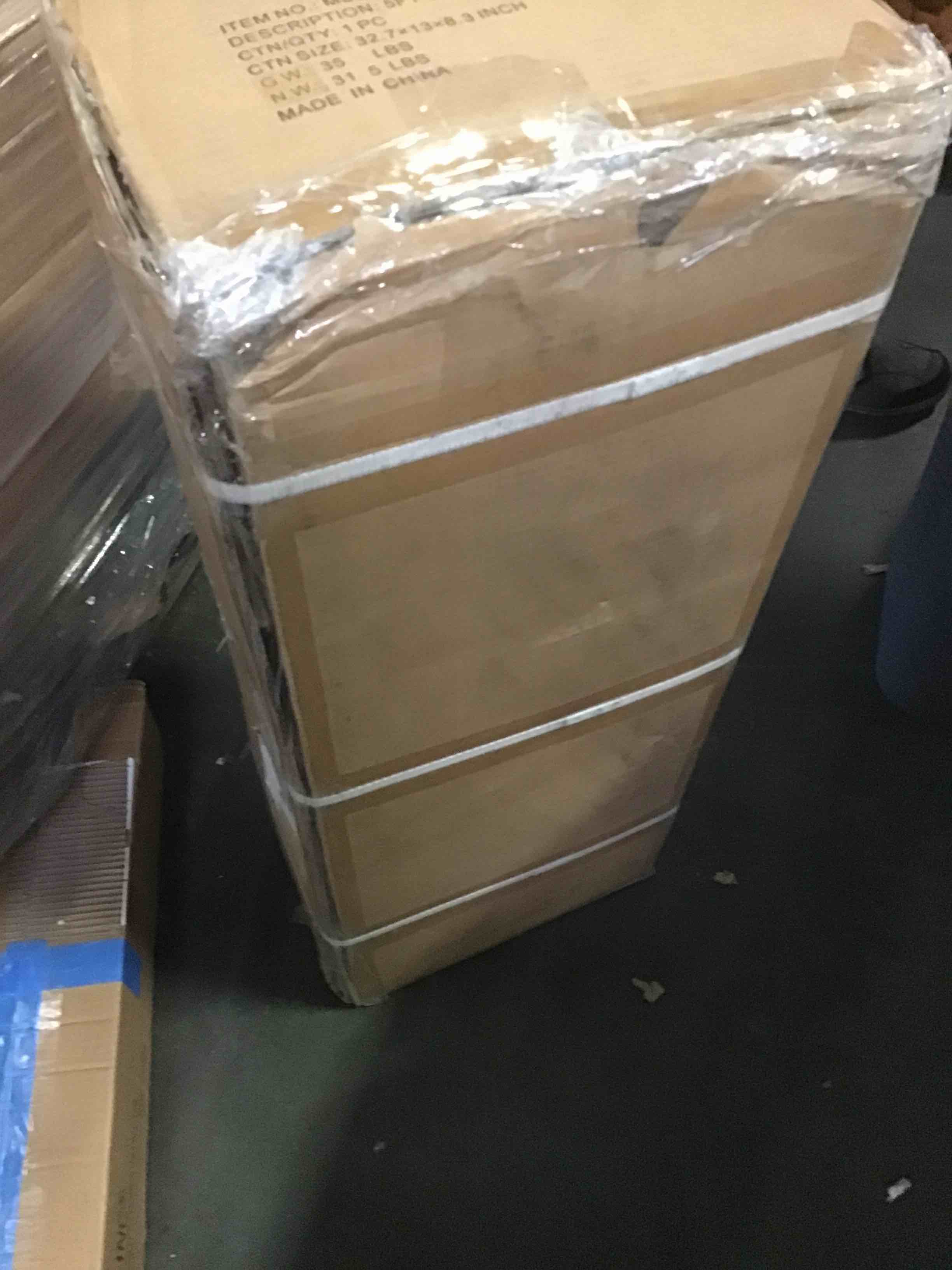 https://s3.amazonaws.com/lotting-images-prod/bidfta/BLU5524540_1698764755839.jpeg