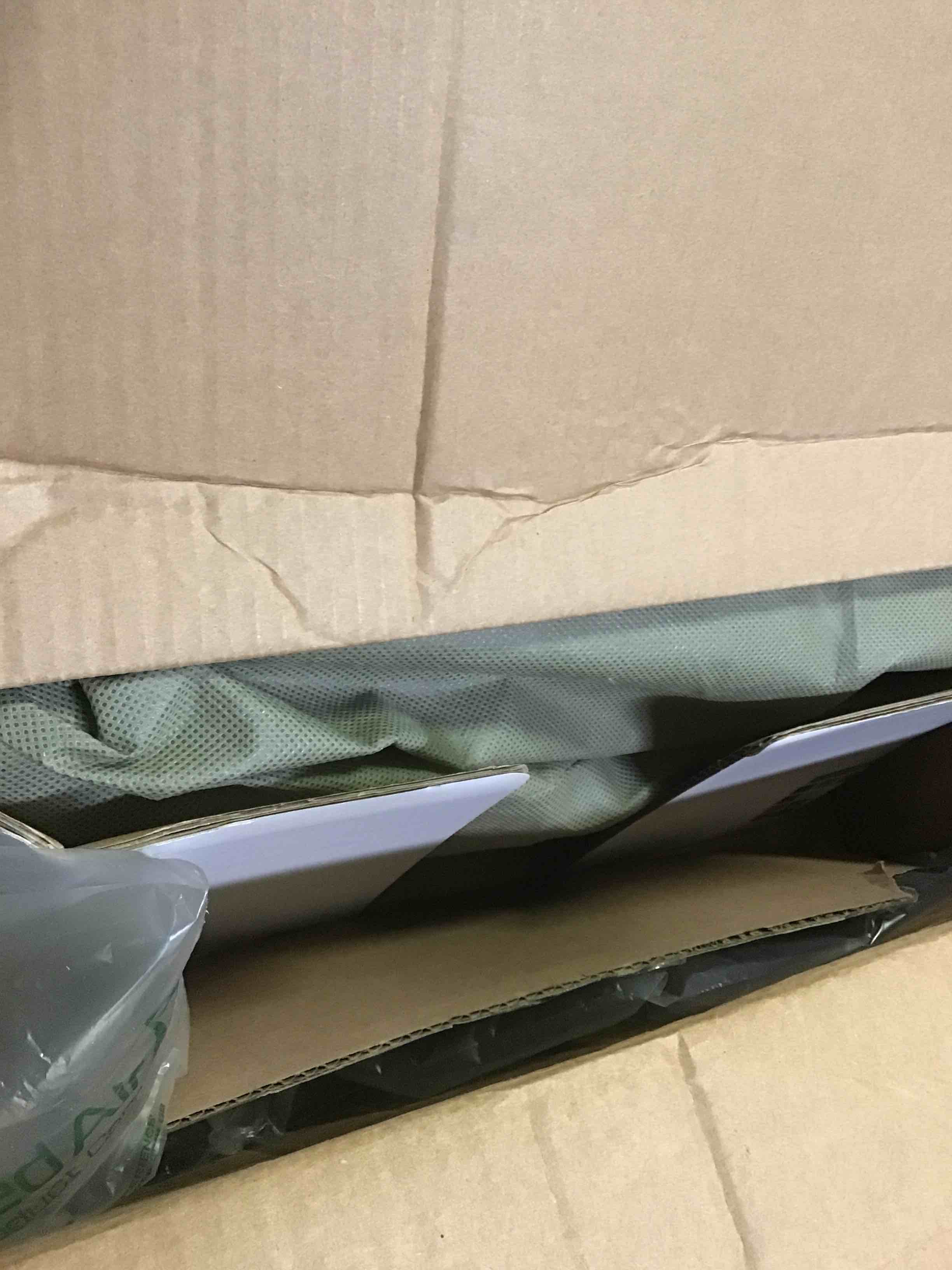 https://s3.amazonaws.com/lotting-images-prod/bidfta/BLU5524611_1698773115976.jpeg