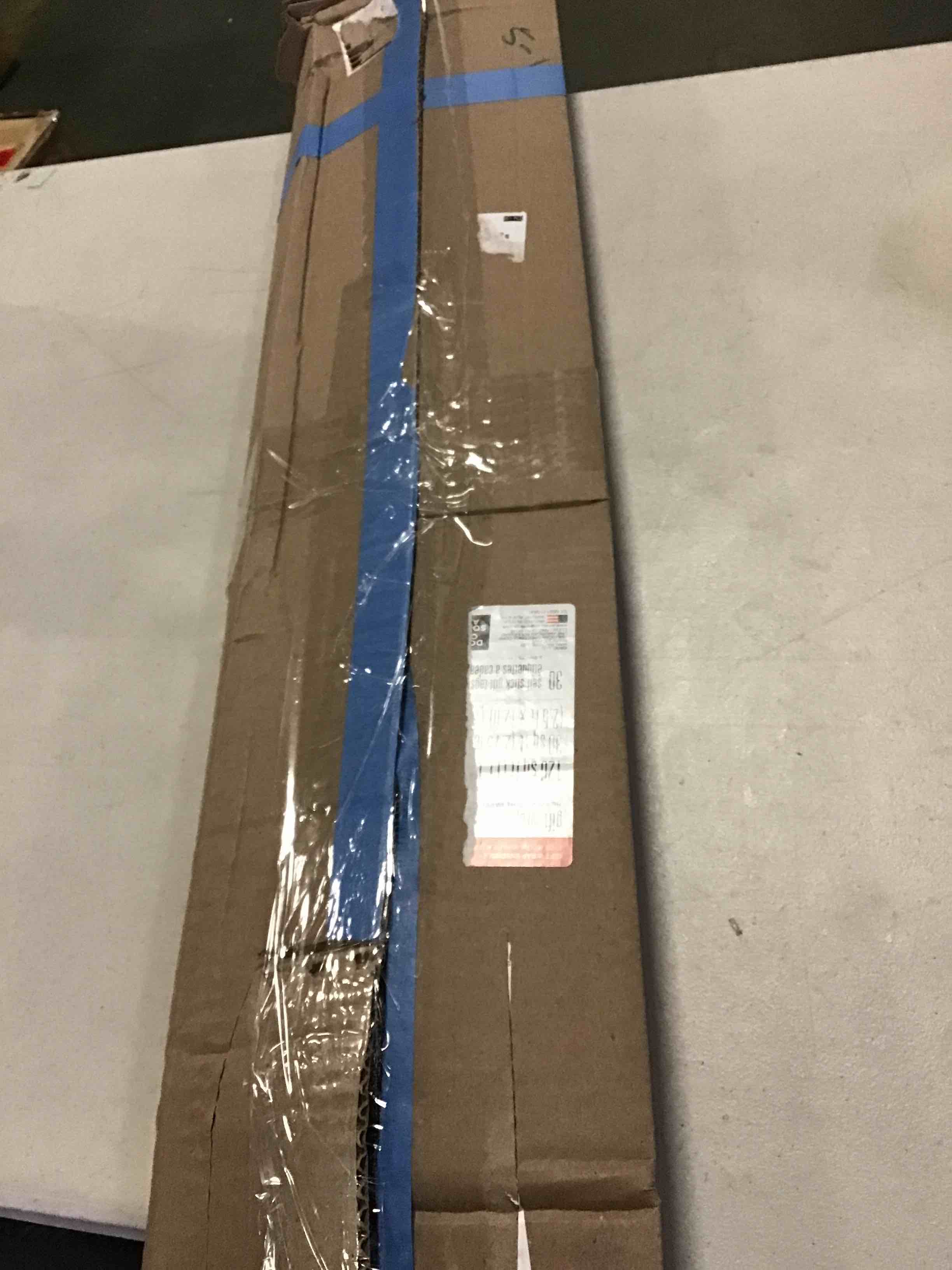 https://s3.amazonaws.com/lotting-images-prod/bidfta/BLU5524738_1698845456498.jpeg