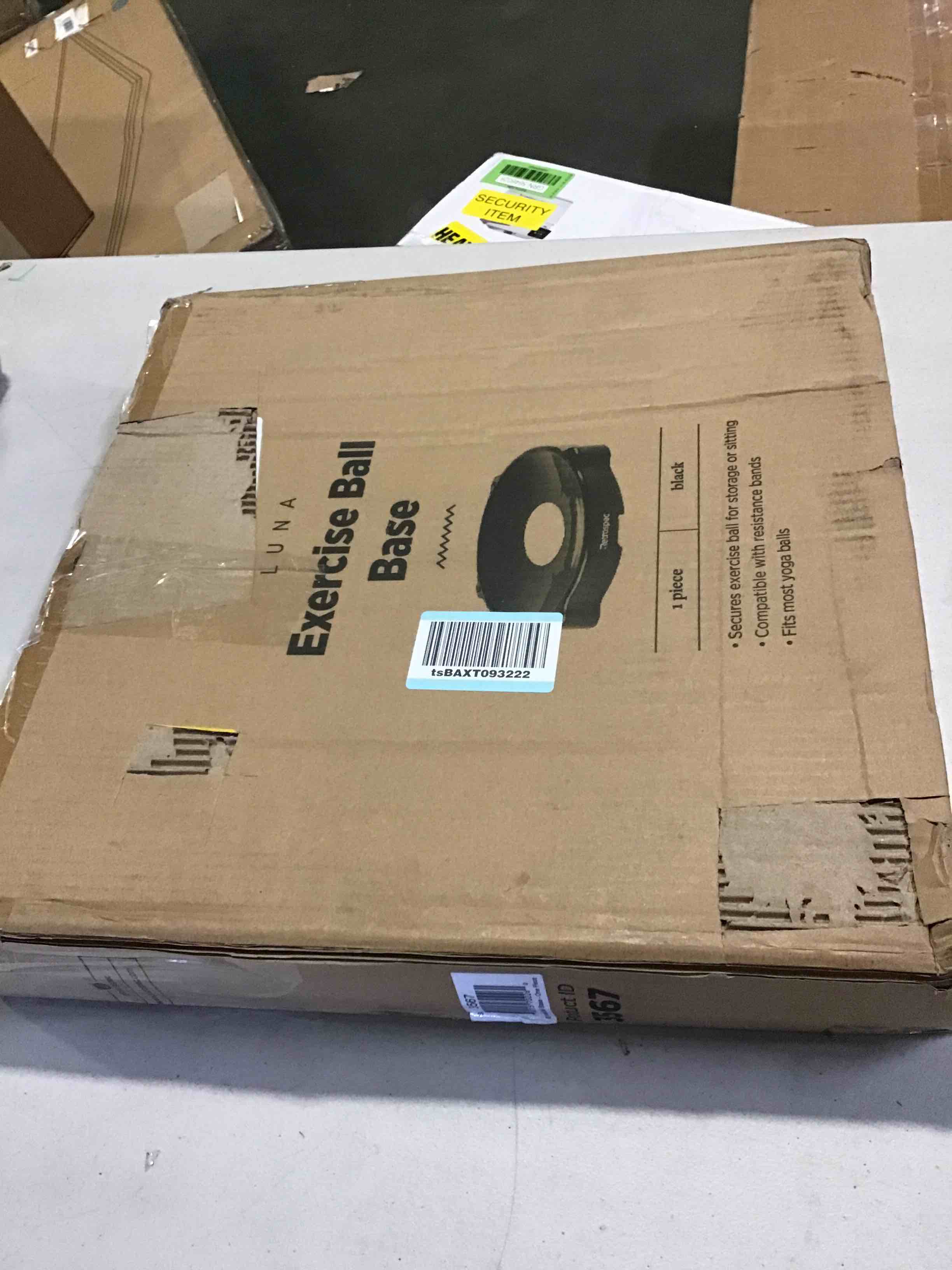 https://s3.amazonaws.com/lotting-images-prod/bidfta/BLU5524755_1698851525726.jpeg