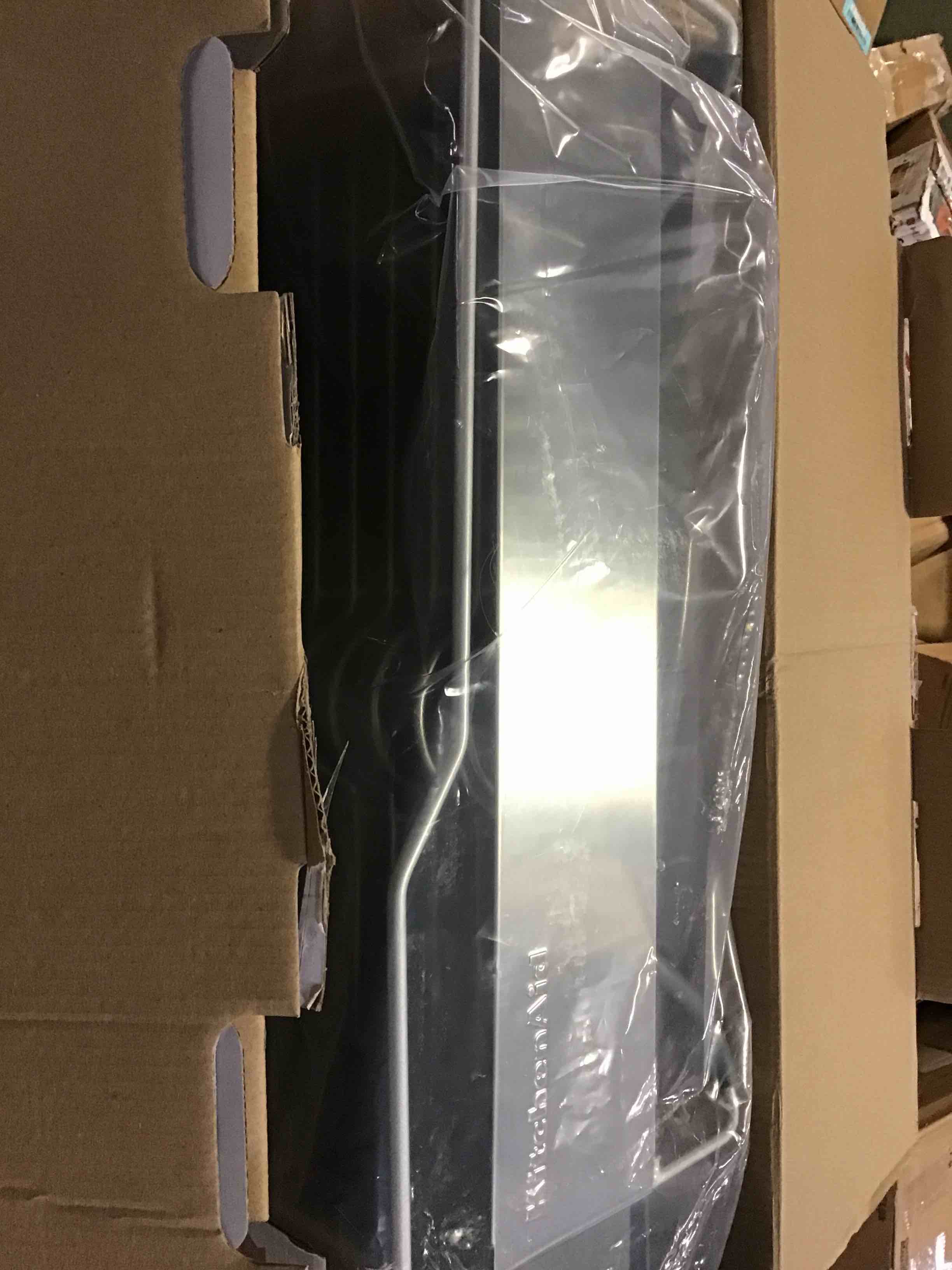 https://s3.amazonaws.com/lotting-images-prod/bidfta/BLU5524915_1698934761920.jpeg