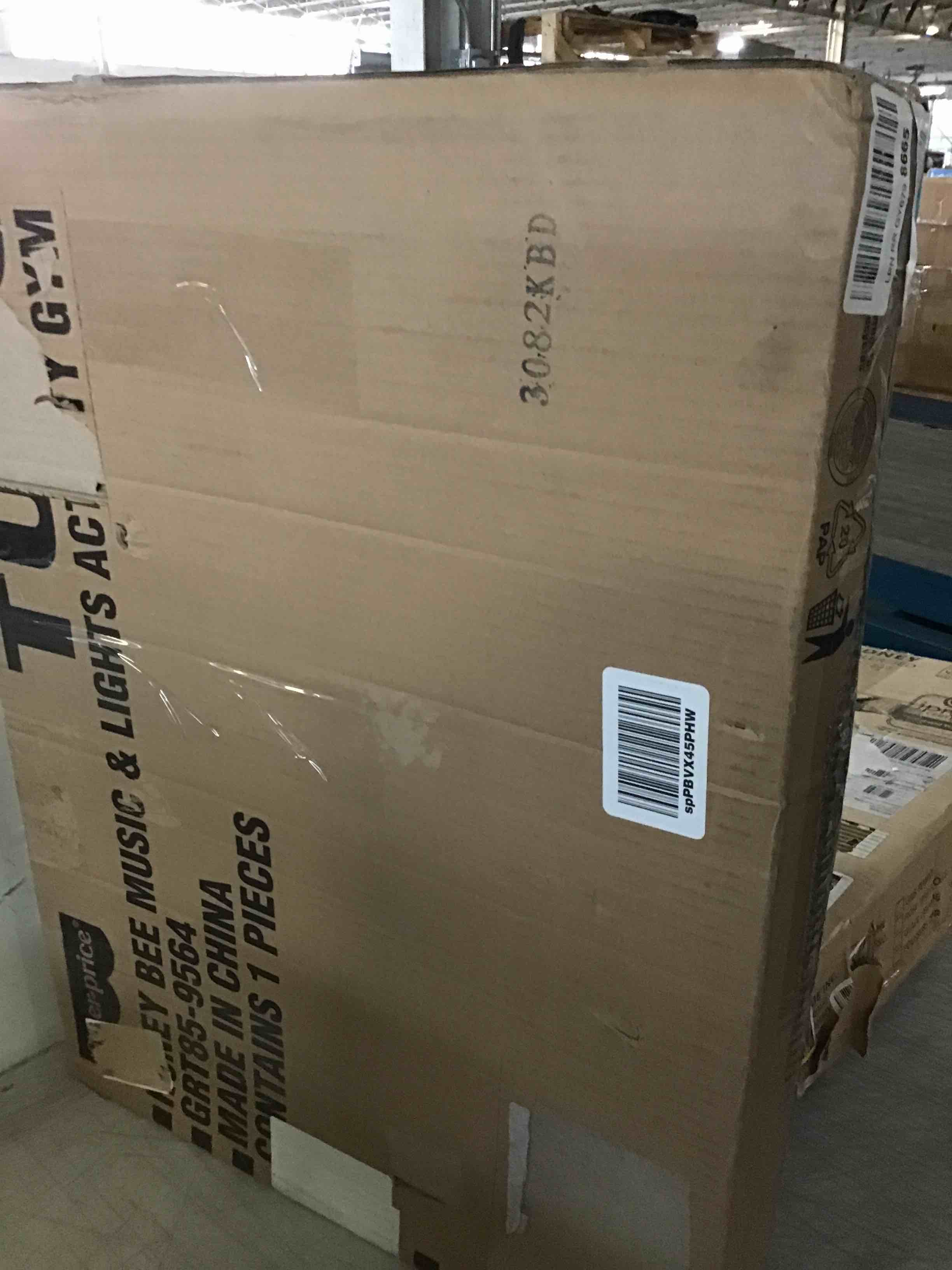 https://s3.amazonaws.com/lotting-images-prod/bidfta/BLU5525583_1698930929322.jpeg