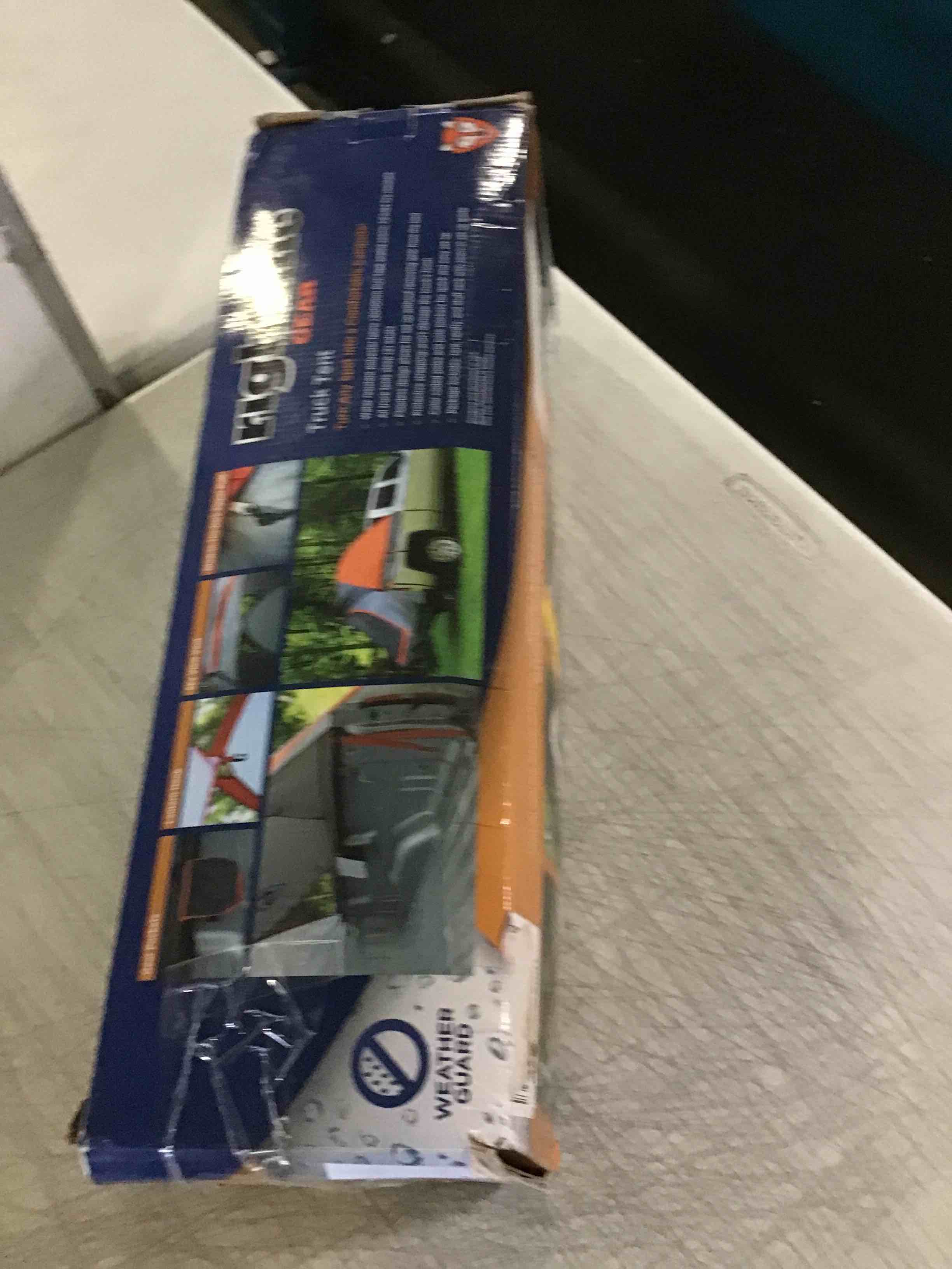 https://s3.amazonaws.com/lotting-images-prod/bidfta/BLU5525684_1699028502969.jpeg