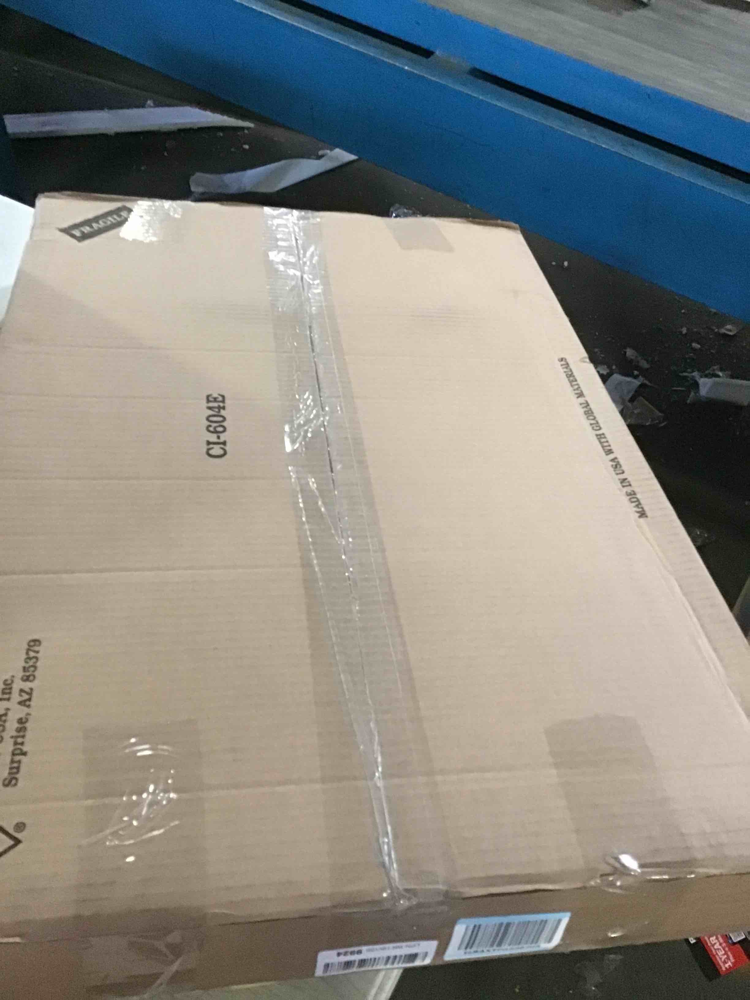 https://s3.amazonaws.com/lotting-images-prod/bidfta/BLU5525921_1699463815894.jpeg