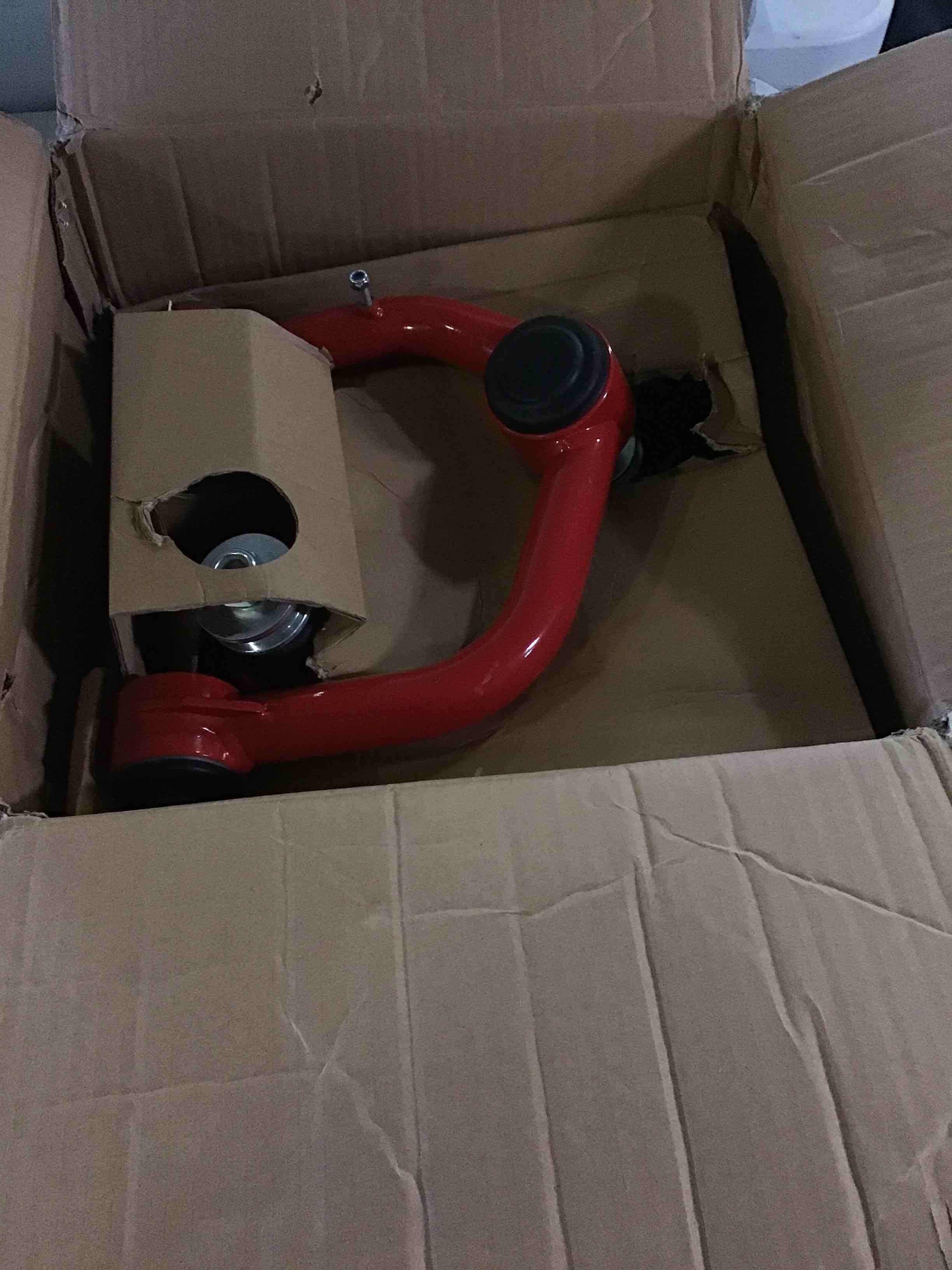 https://s3.amazonaws.com/lotting-images-prod/bidfta/BLU5528215_1701969555071.jpeg