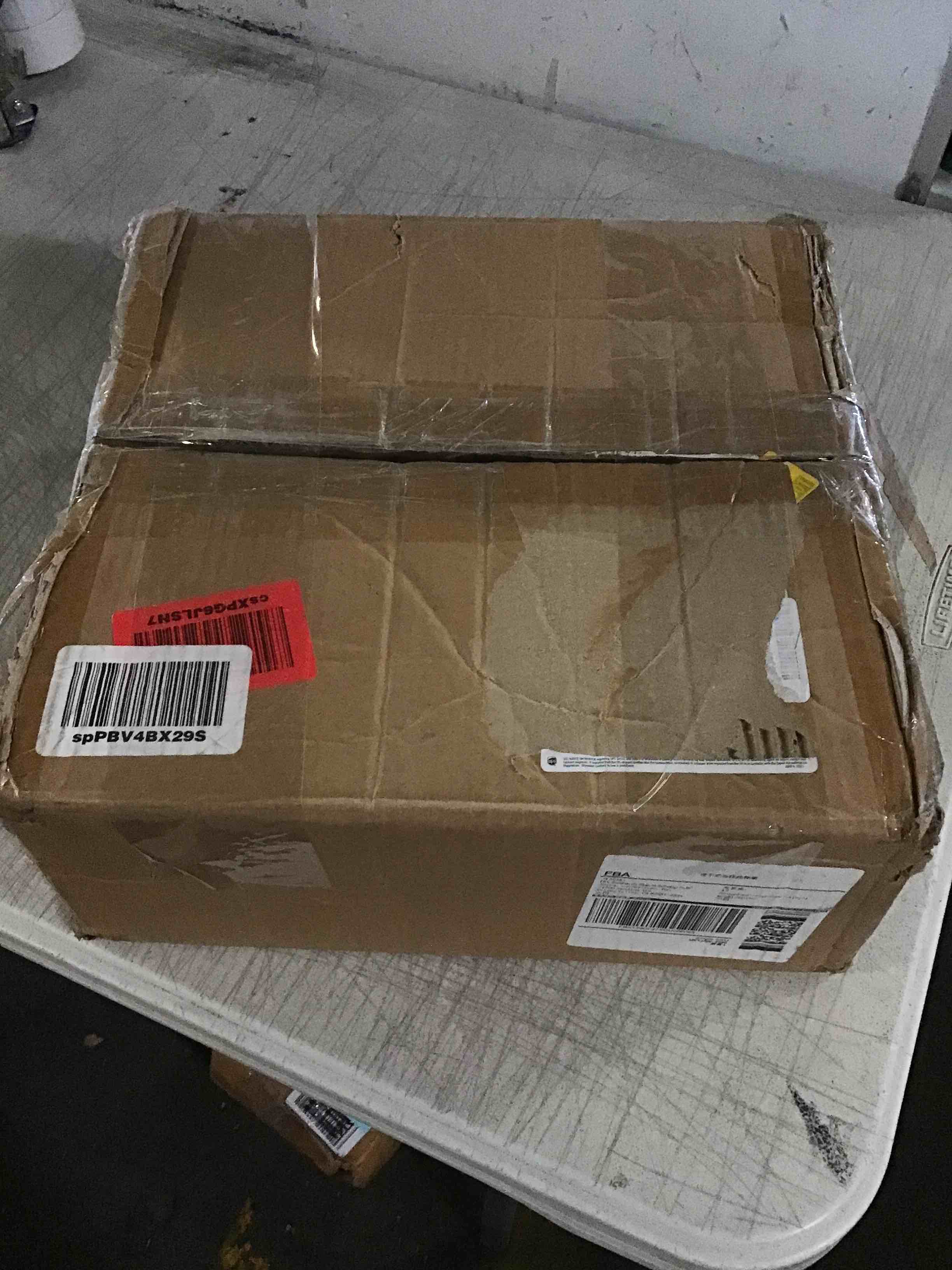 https://s3.amazonaws.com/lotting-images-prod/bidfta/BLU5528215_1701969588033.jpeg