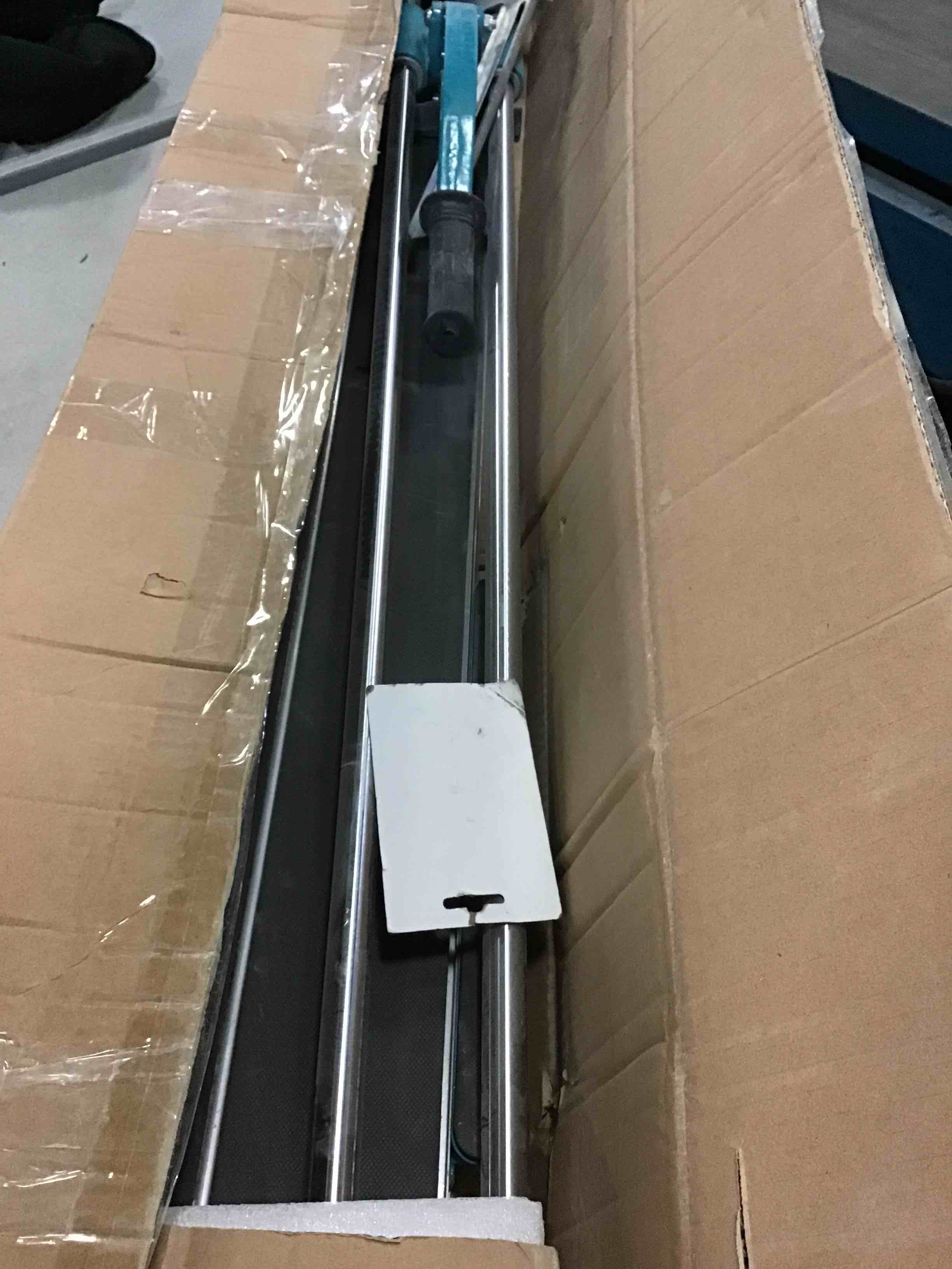 https://s3.amazonaws.com/lotting-images-prod/bidfta/BLU5528662_1702315487880.jpeg