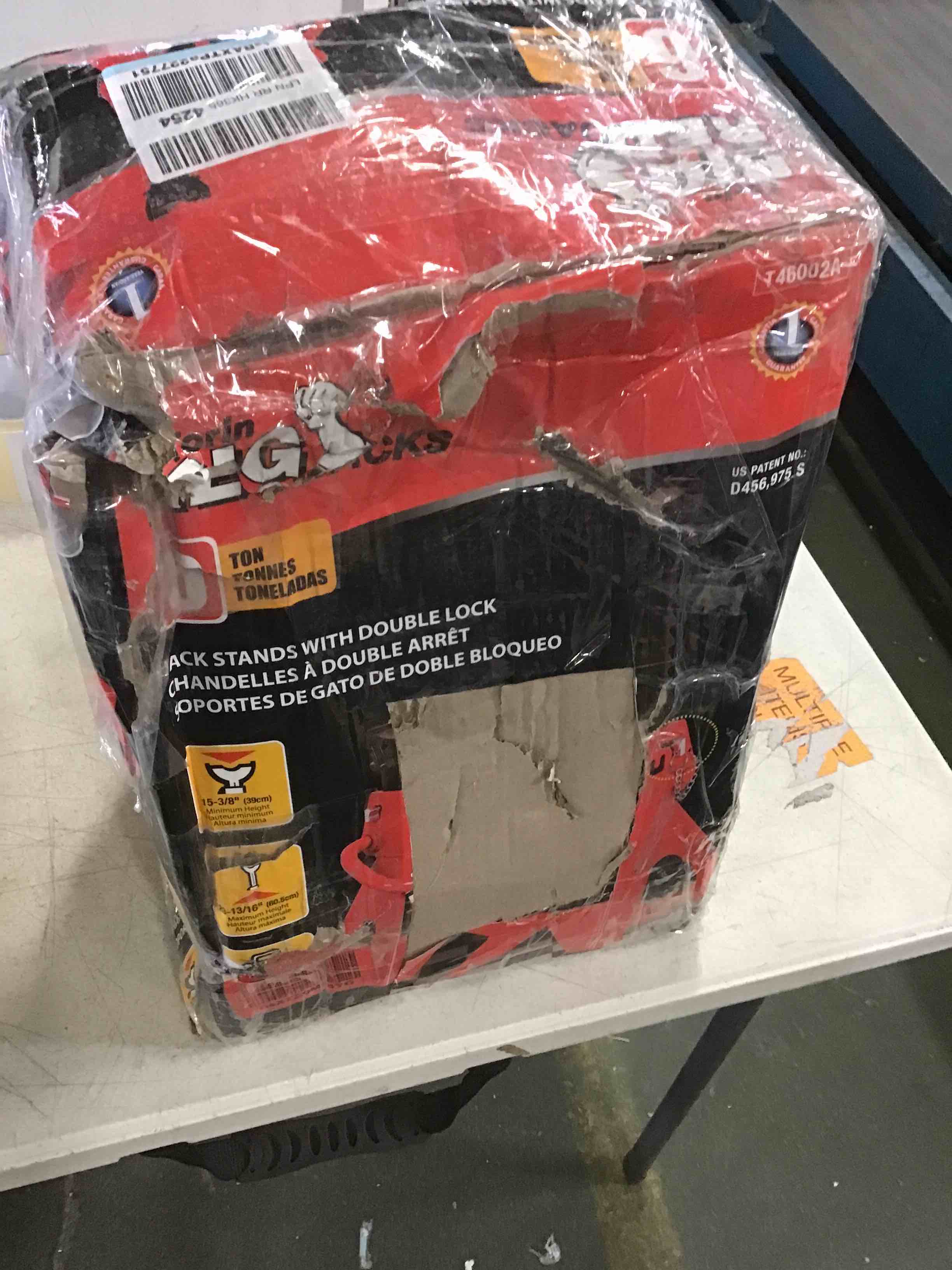 https://s3.amazonaws.com/lotting-images-prod/bidfta/BLU5529094_1702485537068.jpeg