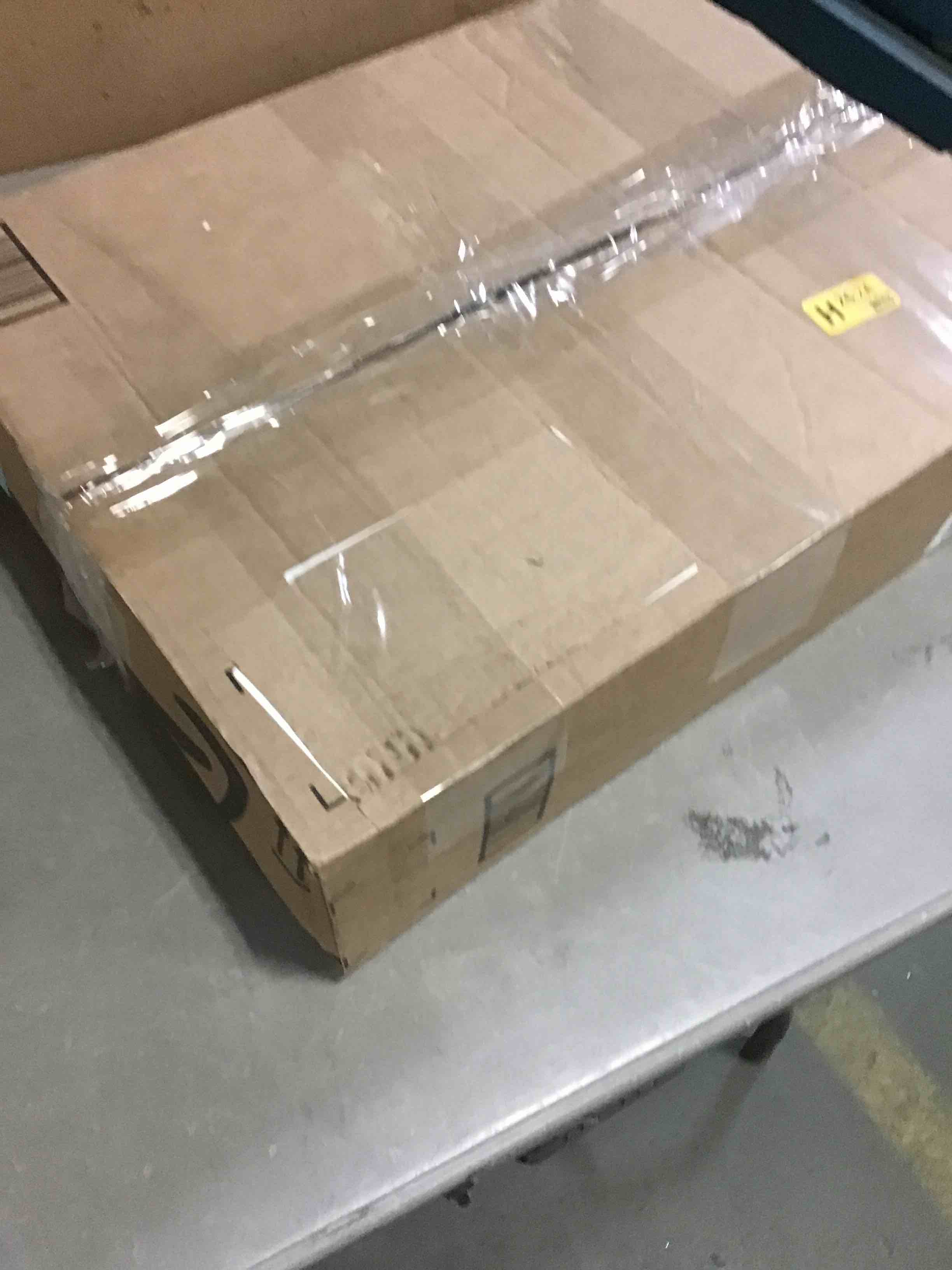 https://s3.amazonaws.com/lotting-images-prod/bidfta/BLU5529435_1702642546177.jpeg