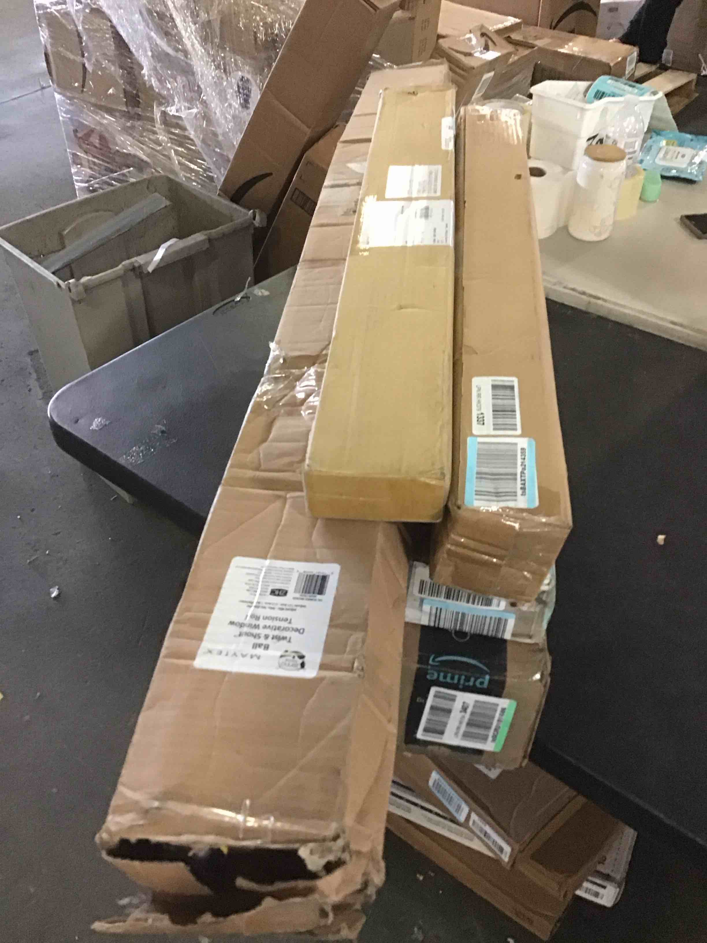 Assorted curtain rods of cordless and more 