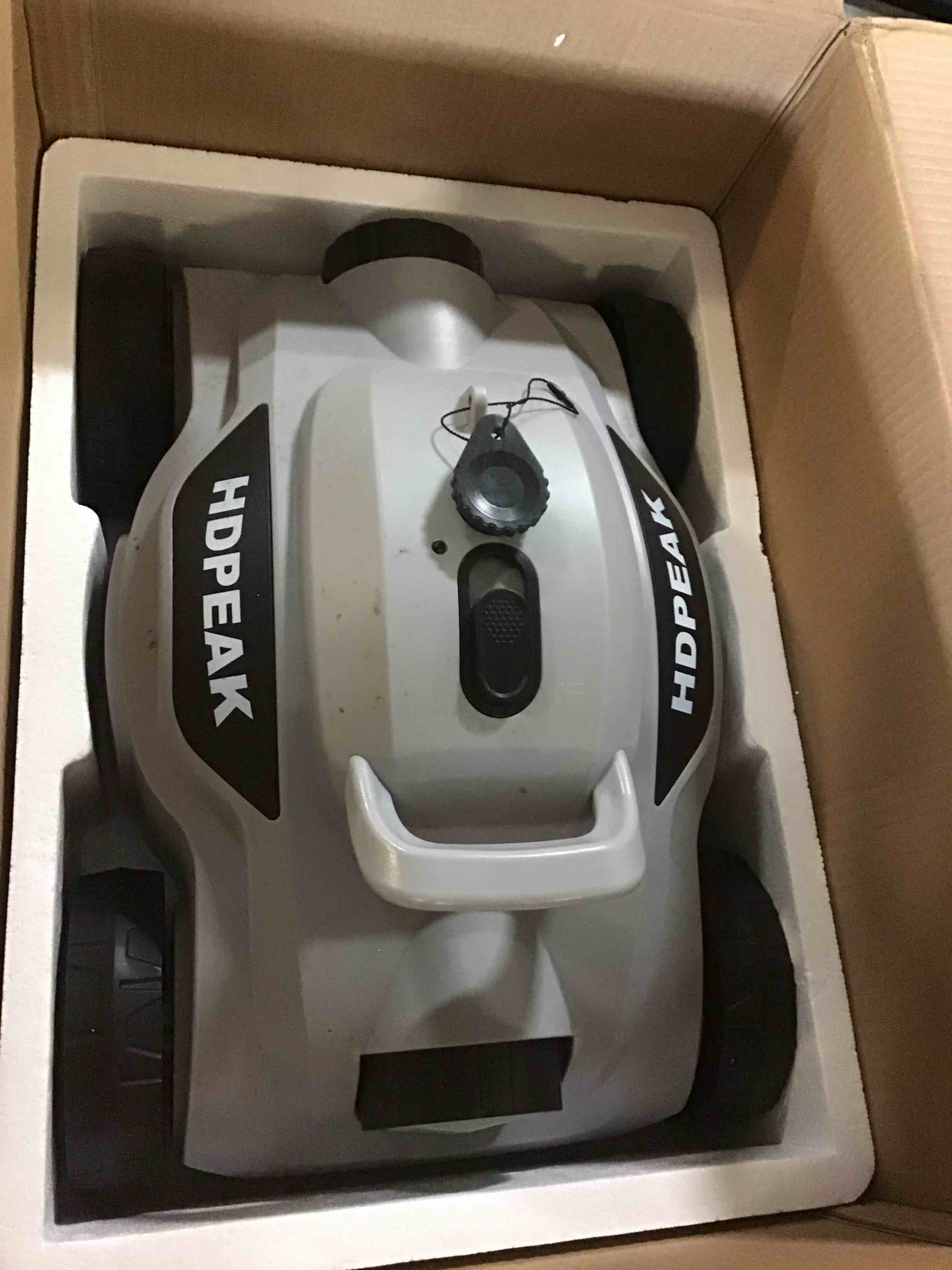 https://s3.amazonaws.com/lotting-images-prod/bidfta/BLU5529741_1702046924447.jpeg