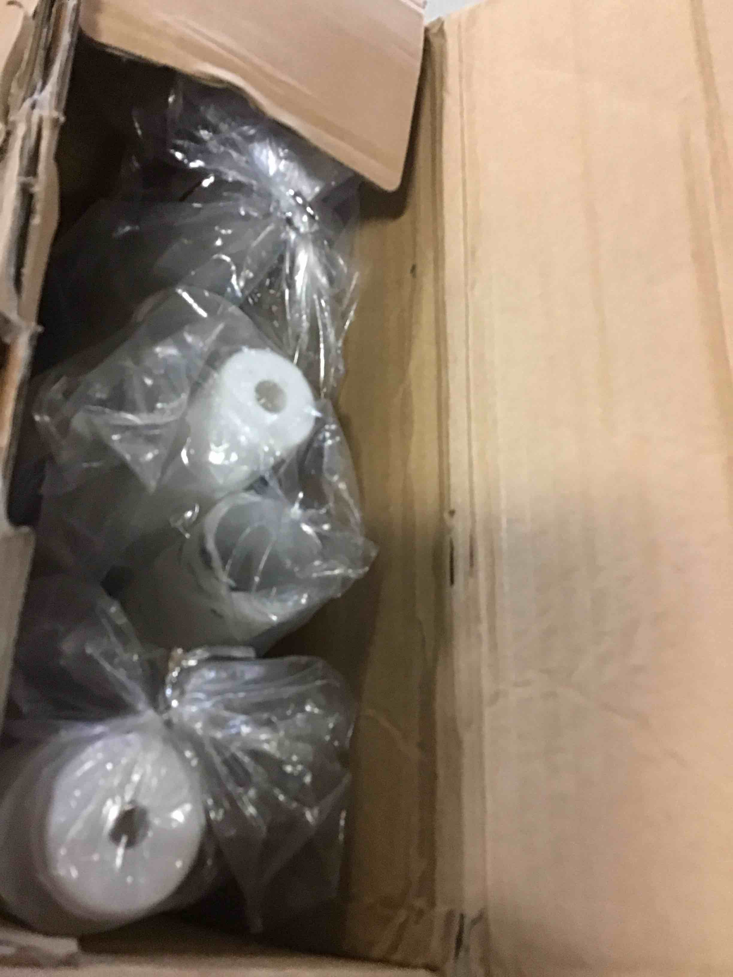 https://s3.amazonaws.com/lotting-images-prod/bidfta/BLU5530290_1702497700147.jpeg