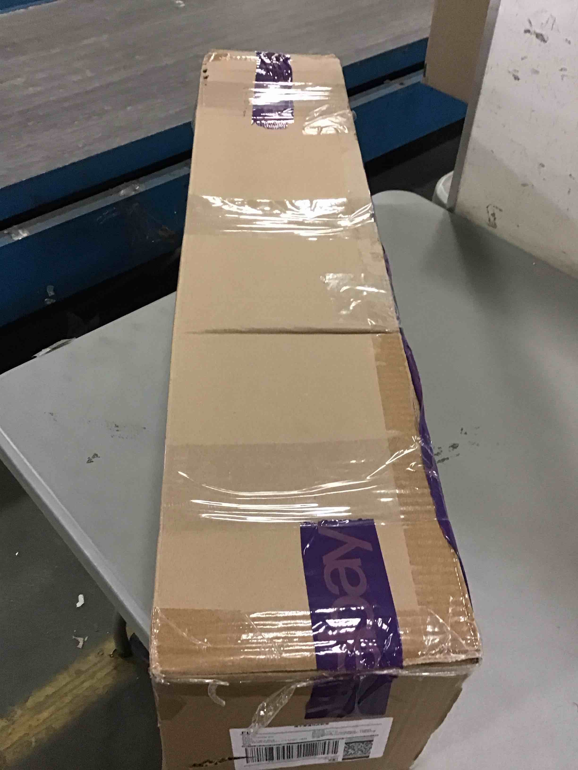 https://s3.amazonaws.com/lotting-images-prod/bidfta/BLU5530543_1702587815523.jpeg
