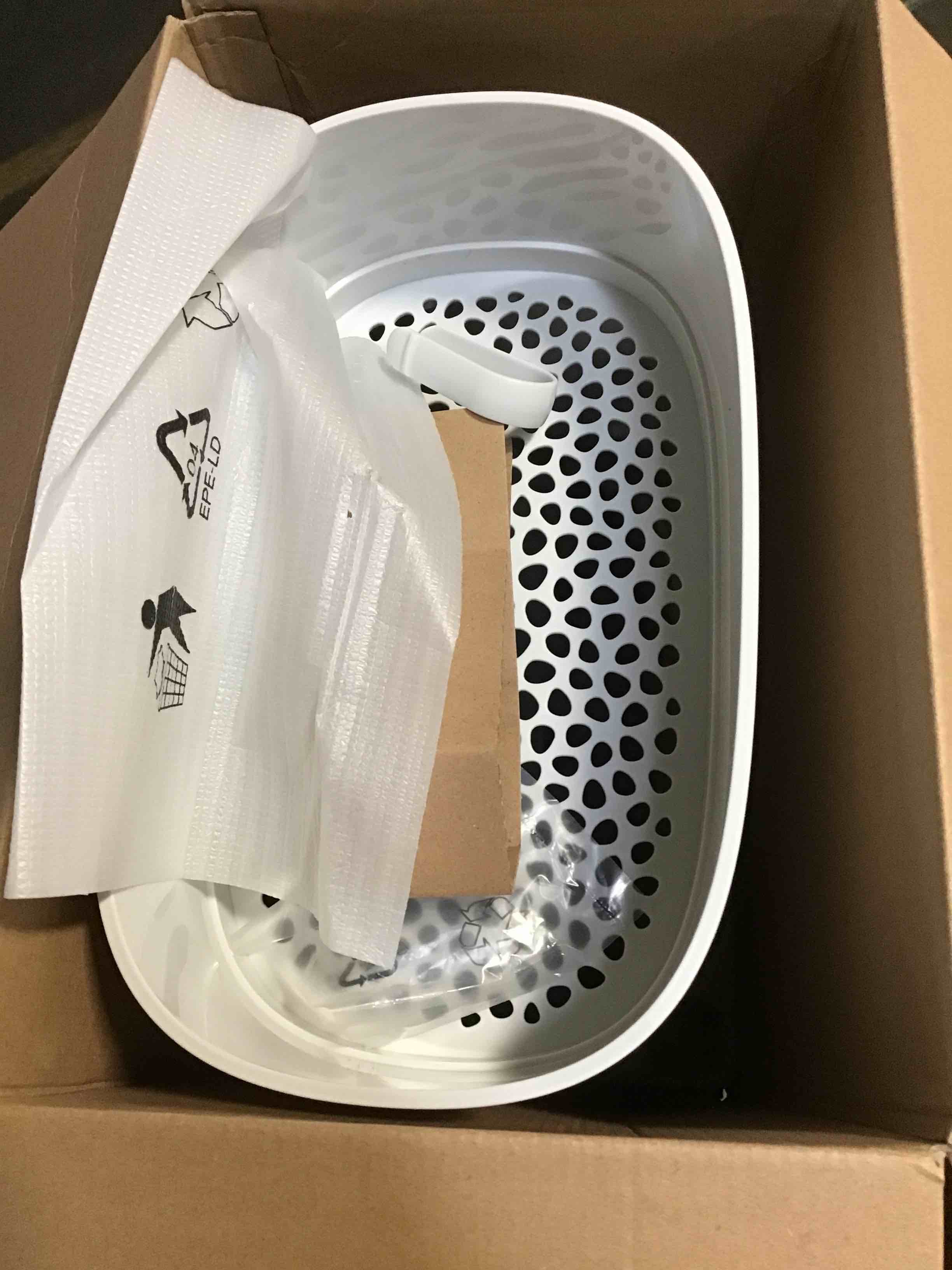 https://s3.amazonaws.com/lotting-images-prod/bidfta/BLU5531278_1702497236813.jpeg