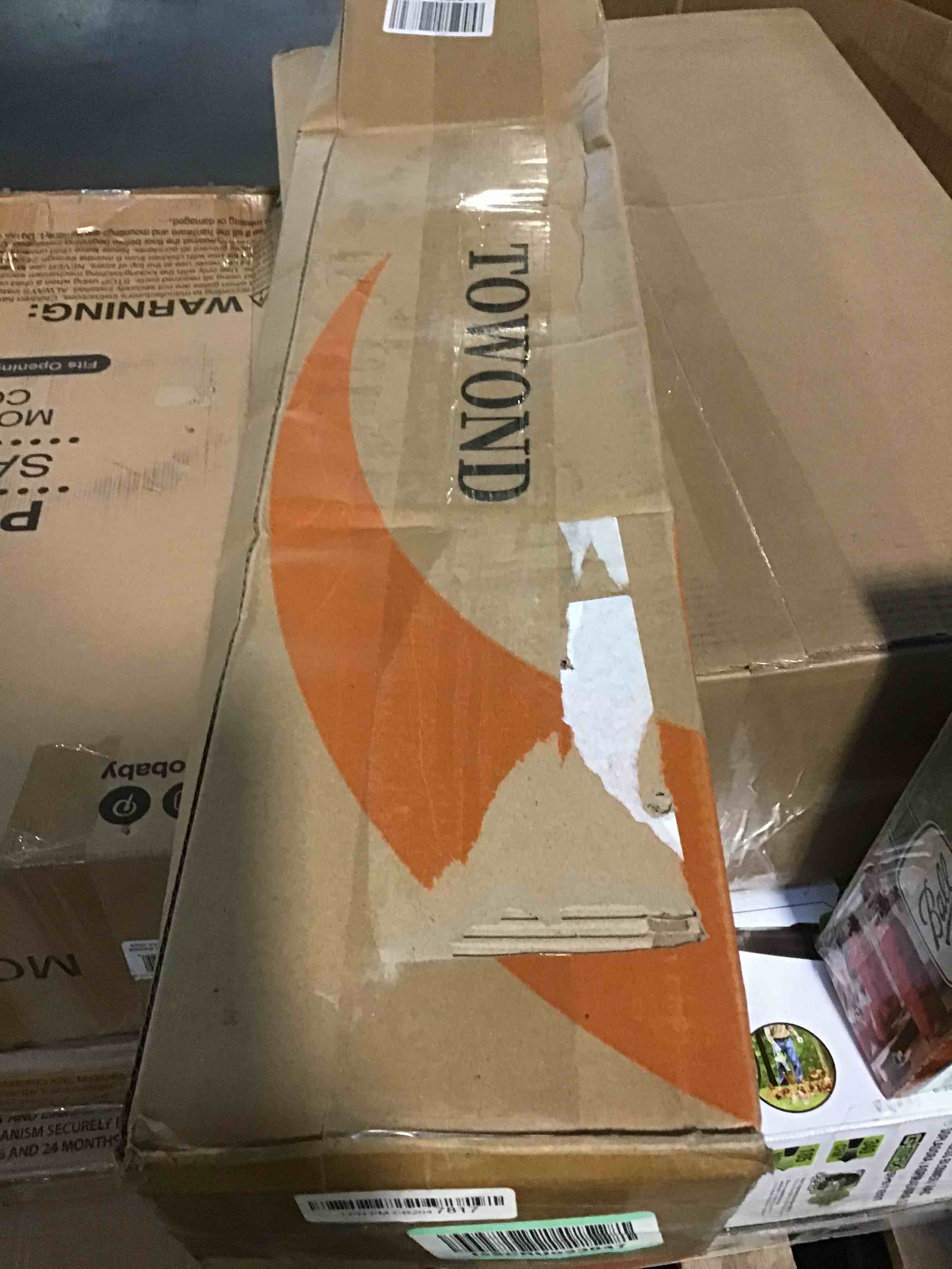 https://s3.amazonaws.com/lotting-images-prod/bidfta/BLU5531311_1702560984249.jpeg