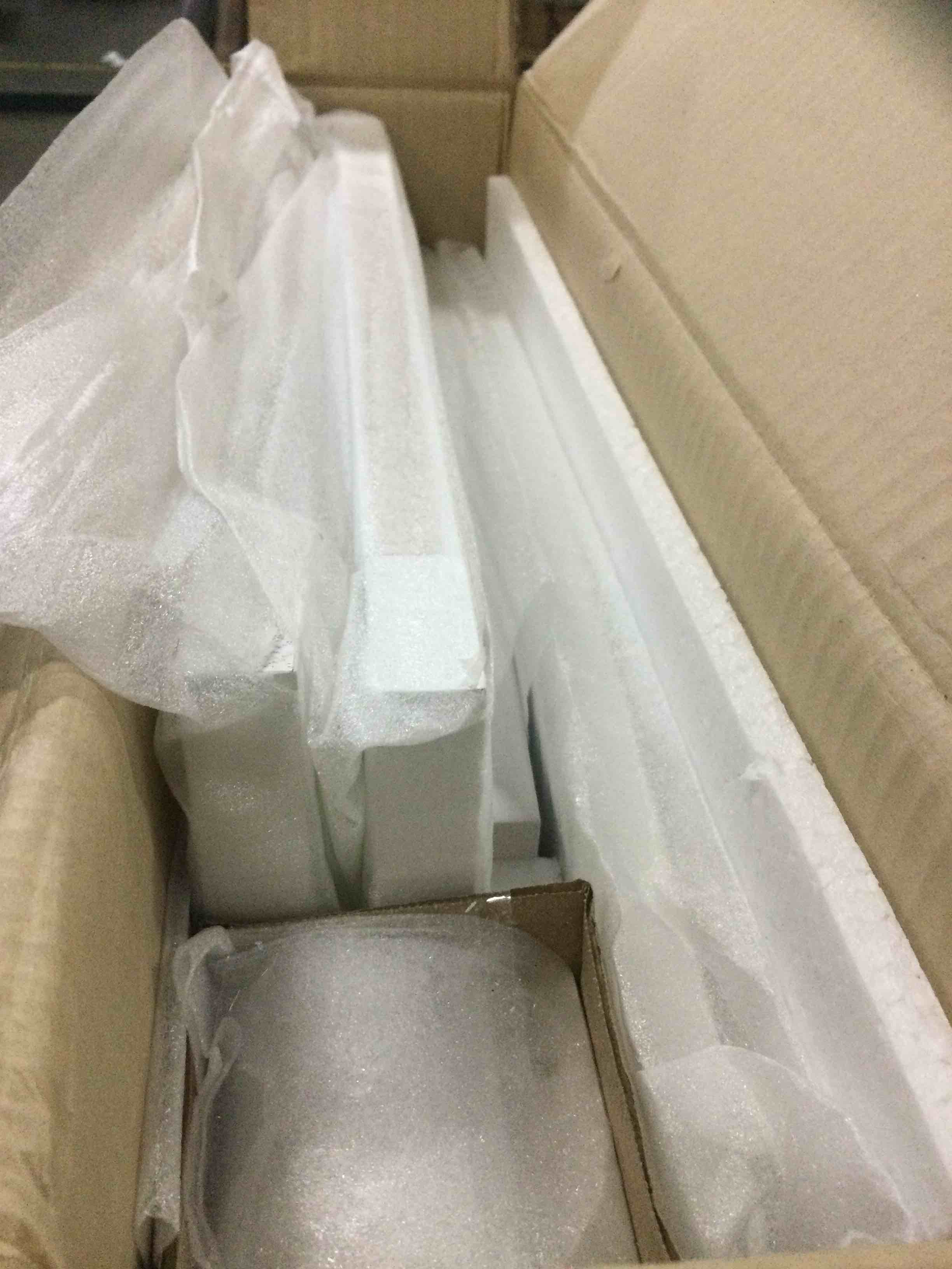 https://s3.amazonaws.com/lotting-images-prod/bidfta/BLU5532708_1701954469352.jpeg