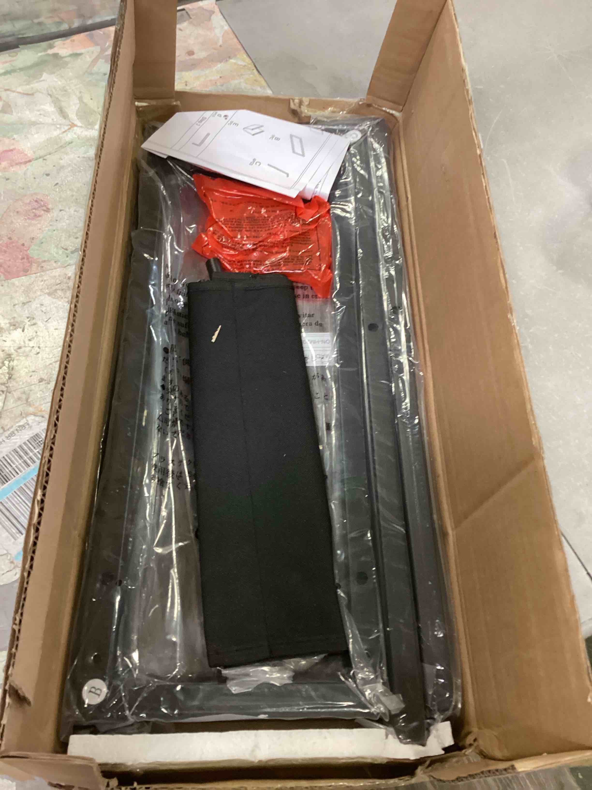 https://s3.amazonaws.com/lotting-images-prod/bidfta/BLU5533008_1702053097105.jpeg