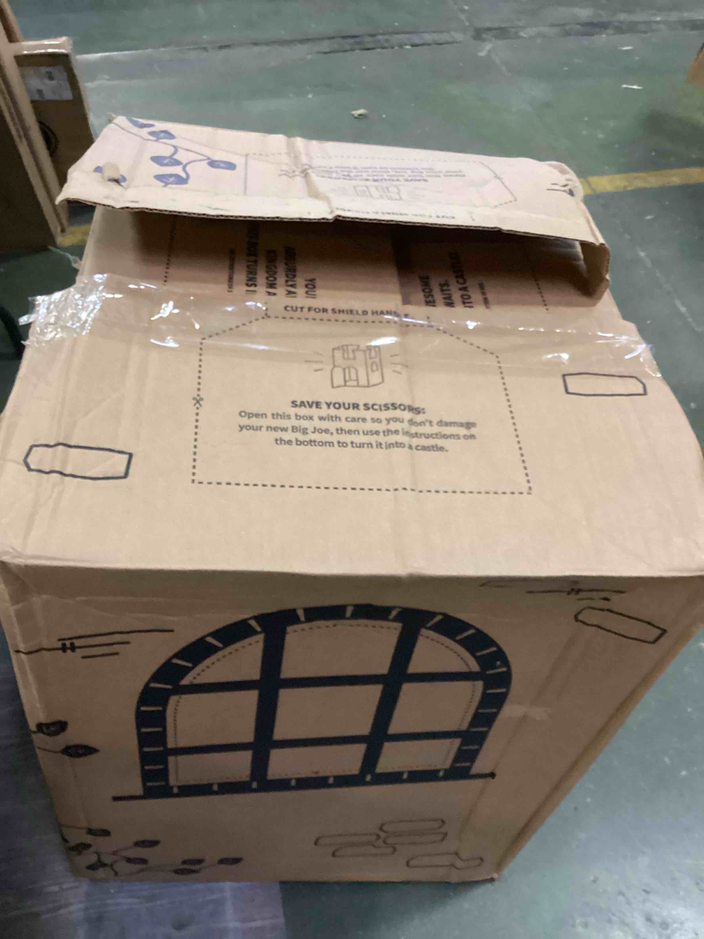 https://s3.amazonaws.com/lotting-images-prod/bidfta/BLU5533089_1702064958573.jpeg