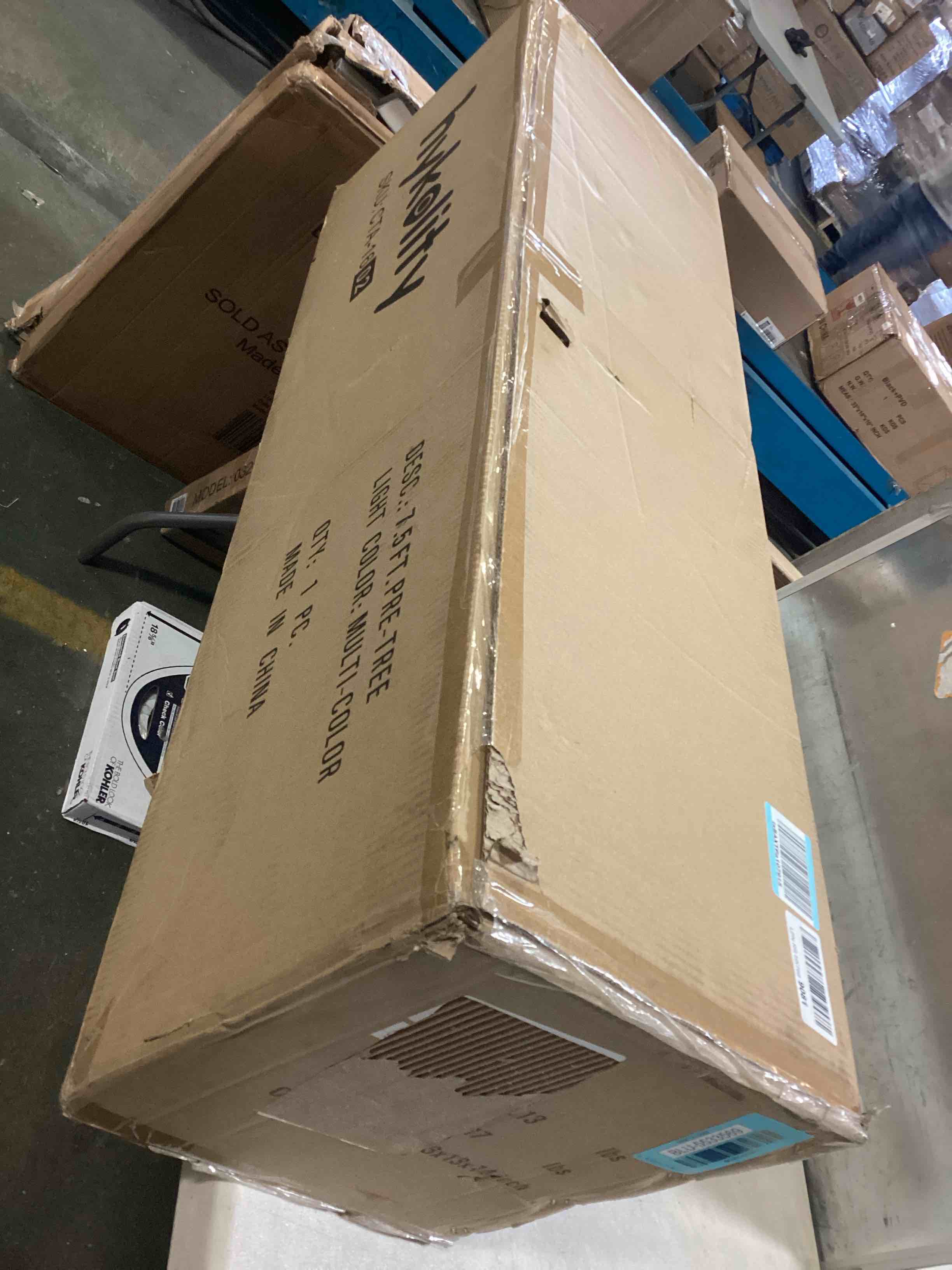 https://s3.amazonaws.com/lotting-images-prod/bidfta/BLU5533570_1702497677148.jpeg