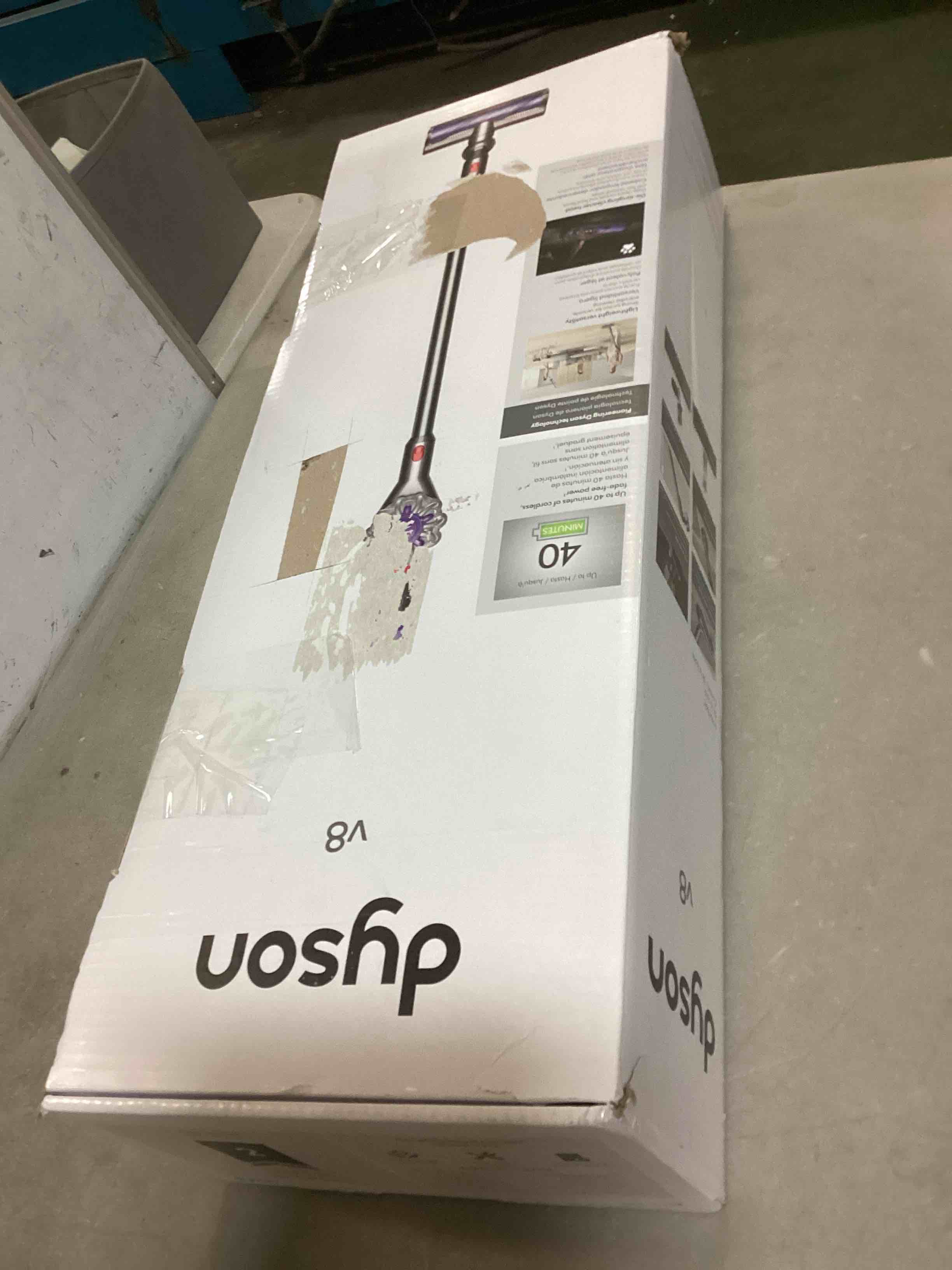 https://s3.amazonaws.com/lotting-images-prod/bidfta/BLU5533636_1702557859375.jpeg