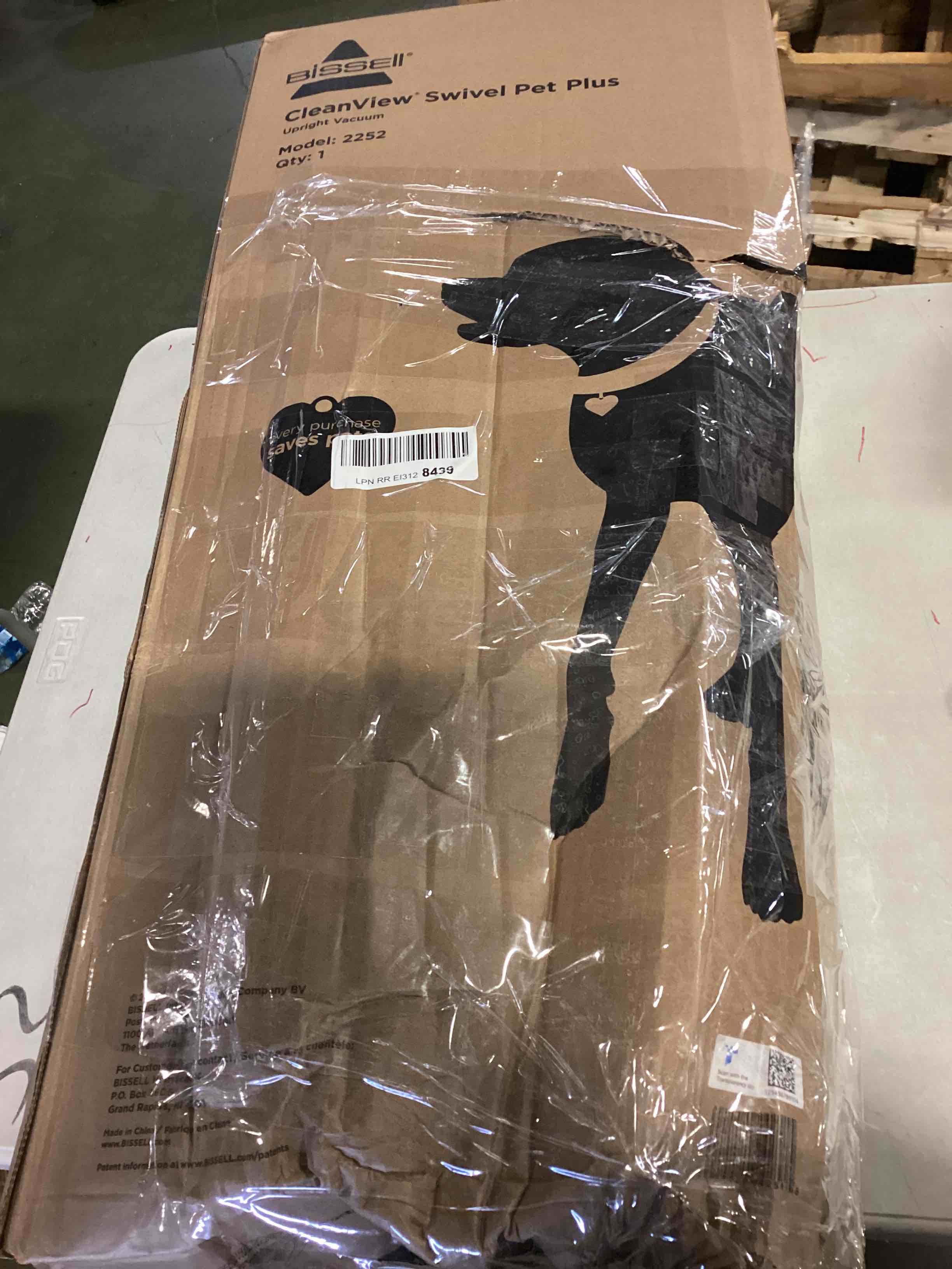 https://s3.amazonaws.com/lotting-images-prod/bidfta/BLU5534412_1703091049329.jpeg