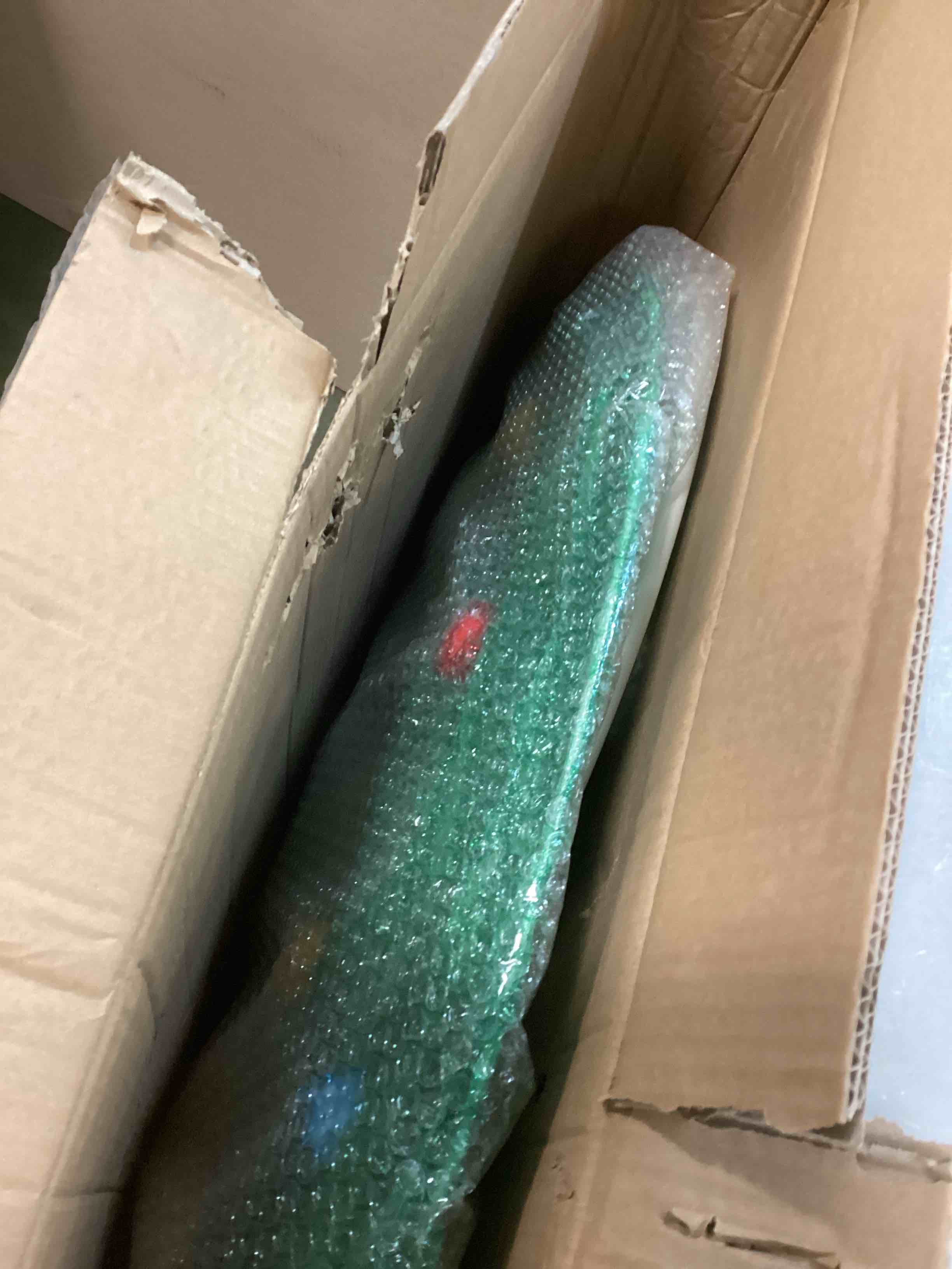 https://s3.amazonaws.com/lotting-images-prod/bidfta/BLU5535060_1703687042577.jpeg