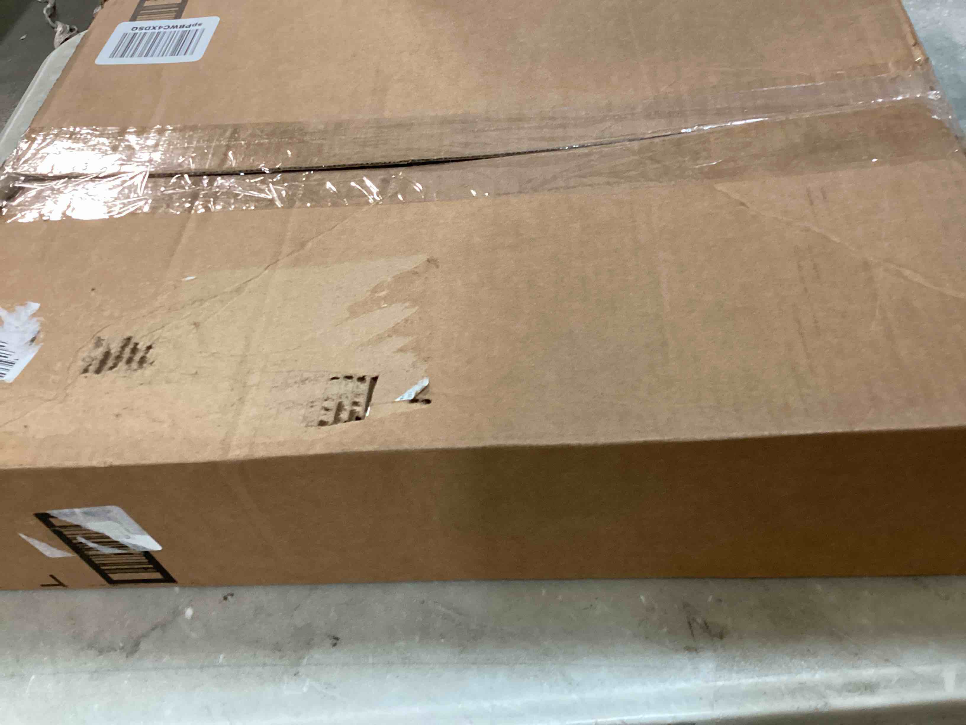https://s3.amazonaws.com/lotting-images-prod/bidfta/BLU5535163_1703766630201.jpeg