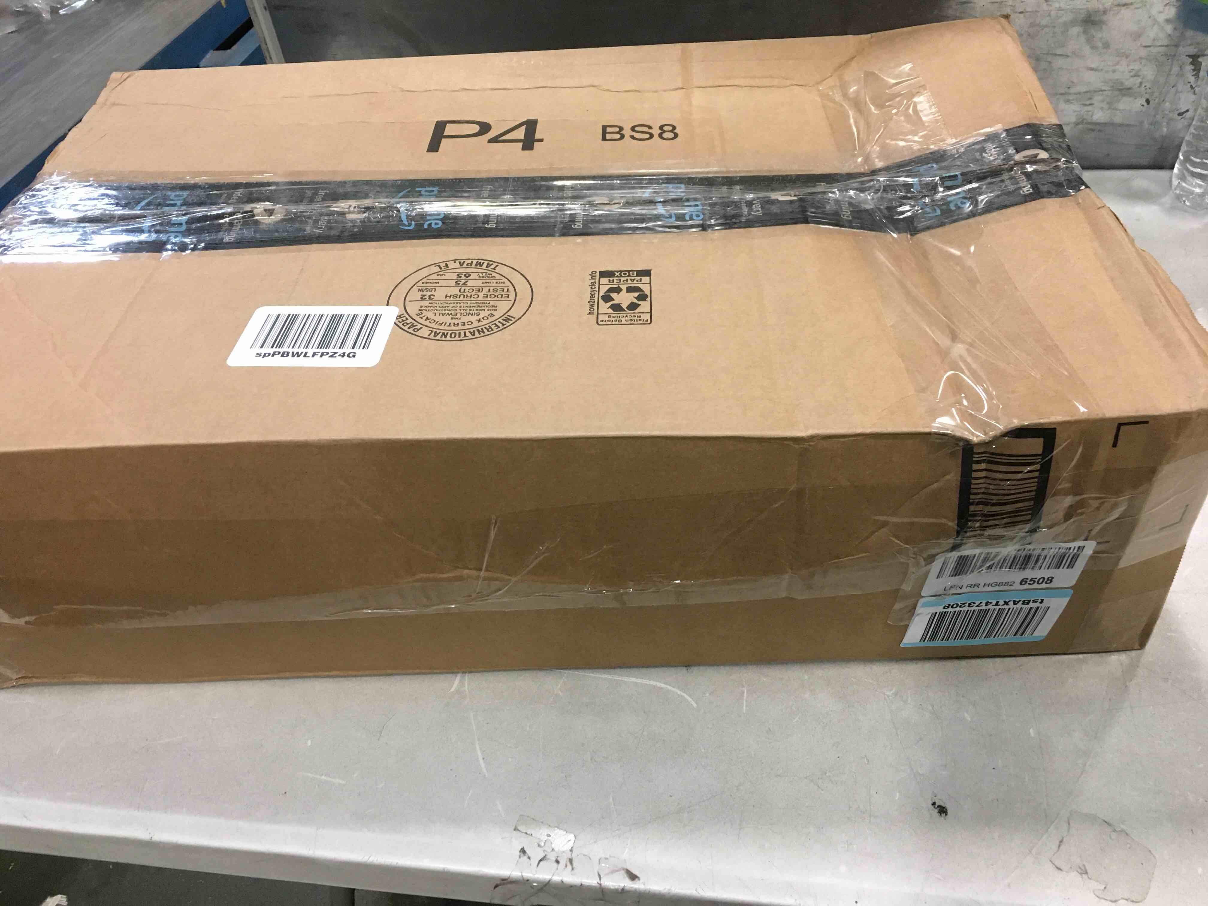 https://s3.amazonaws.com/lotting-images-prod/bidfta/BLU5535318_1703853568207.jpeg