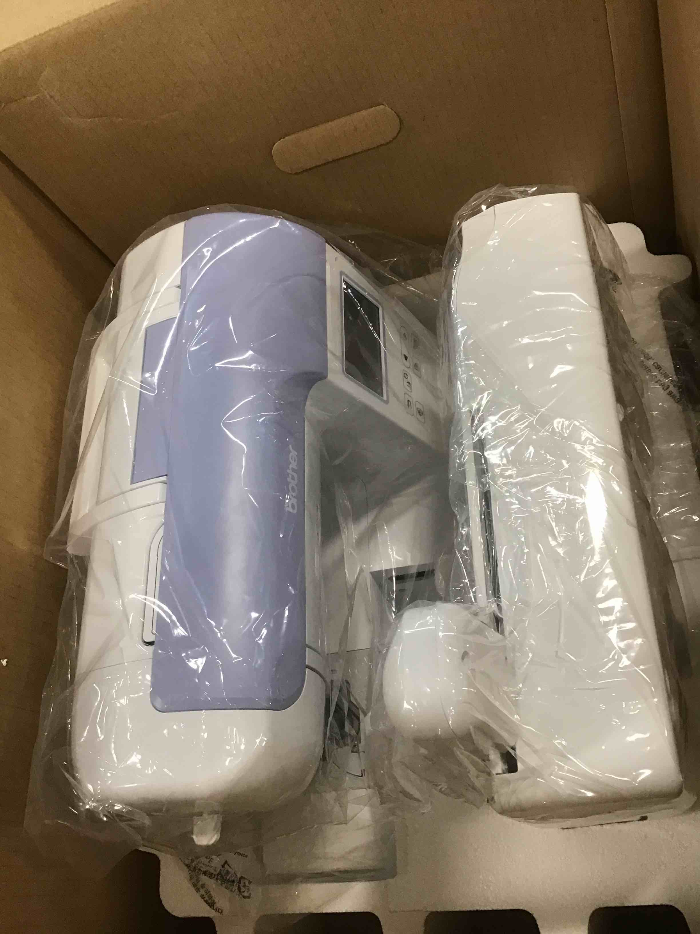 https://s3.amazonaws.com/lotting-images-prod/bidfta/BLU5535396_1703875881961.jpeg