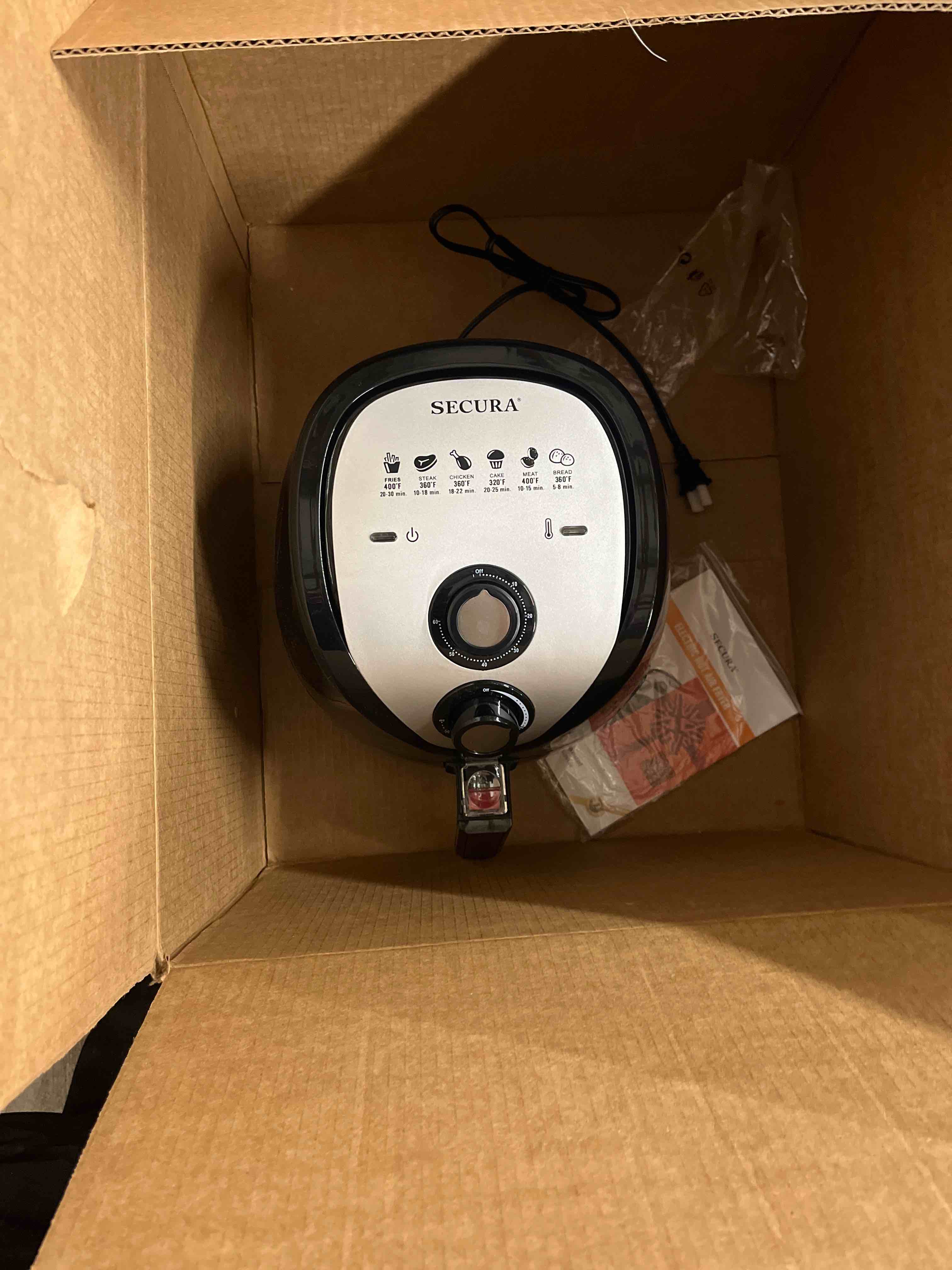 https://s3.amazonaws.com/lotting-images-prod/bidfta/BLU5535703_1705340858959.jpeg