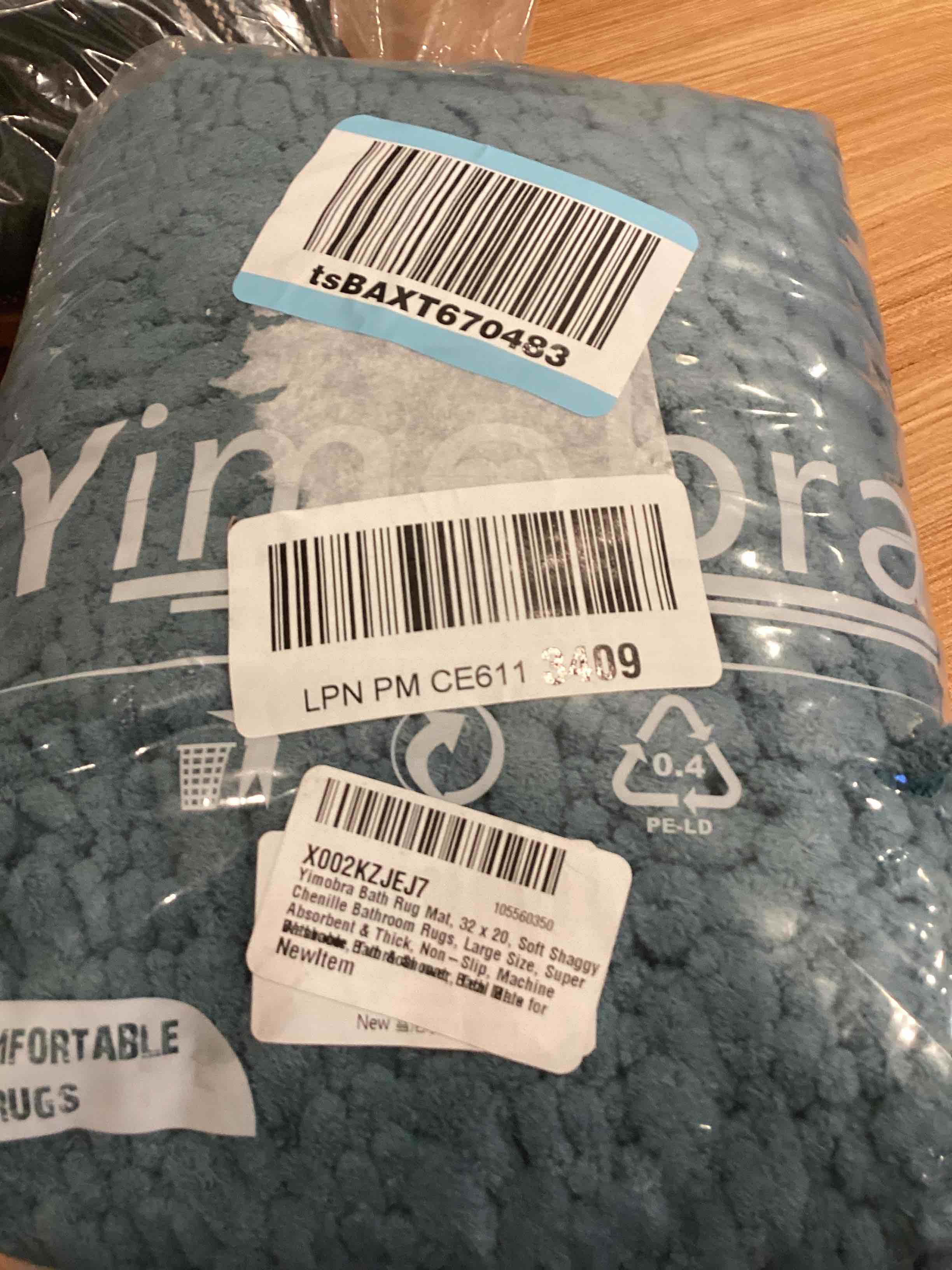 https://s3.amazonaws.com/lotting-images-prod/bidfta/BLU5537718_1708810956586.jpeg