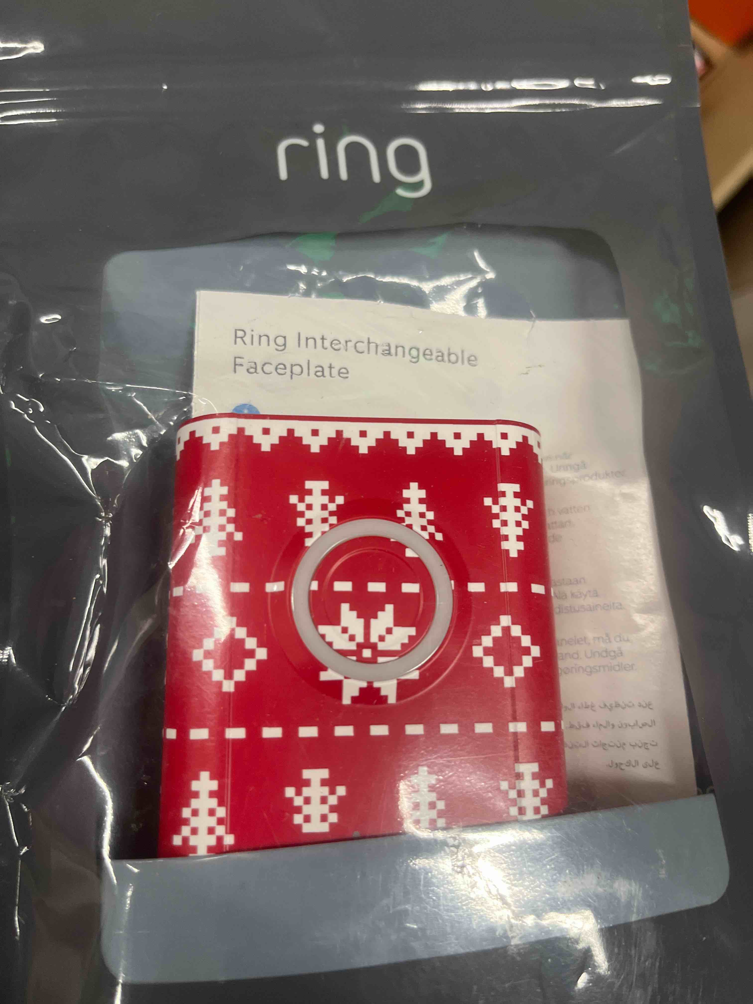 https://s3.amazonaws.com/lotting-images-prod/bidfta/BLU5538231_1716912141593.jpeg