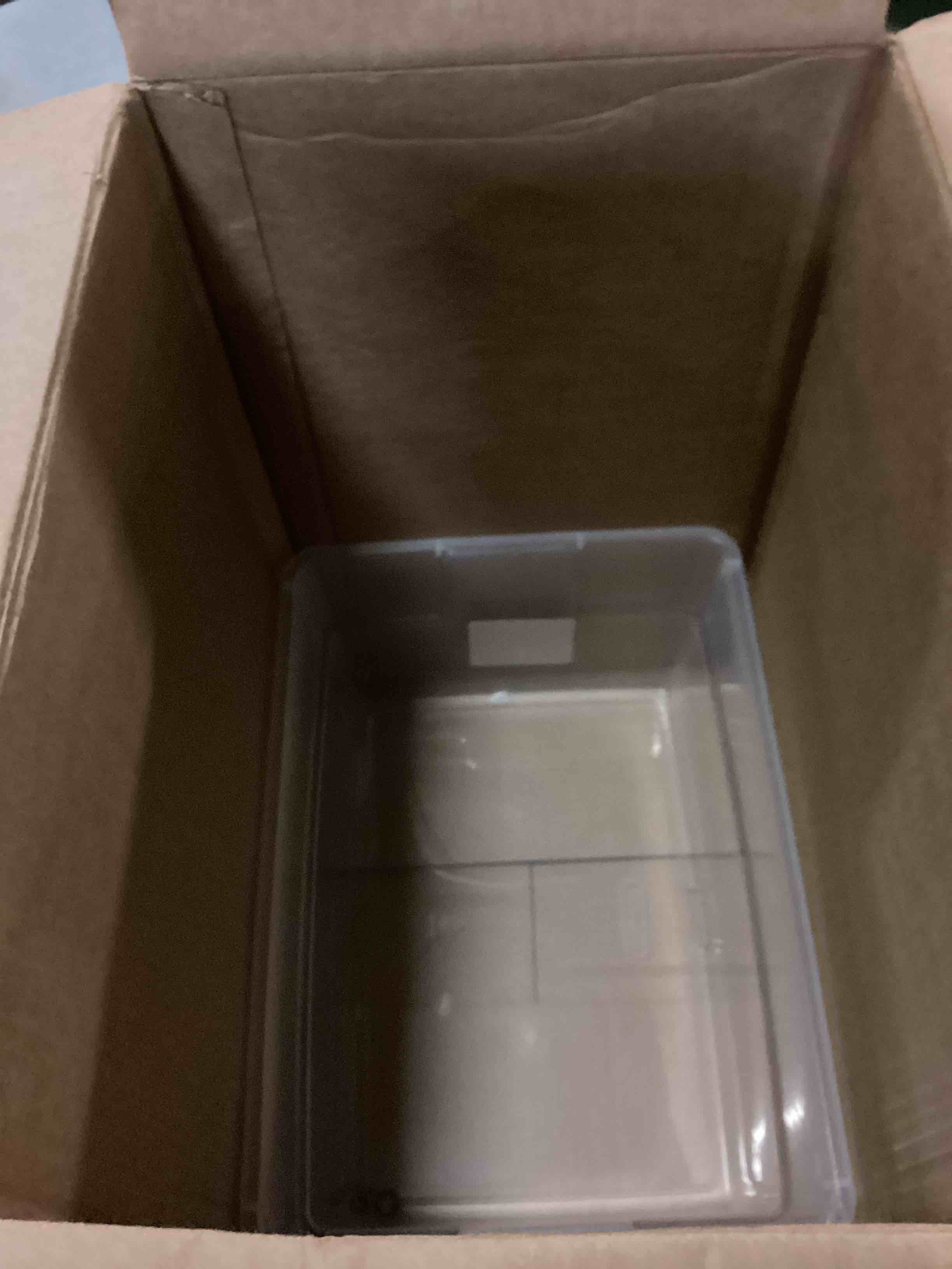 https://s3.amazonaws.com/lotting-images-prod/bidfta/BLU5539107_1702925150480.jpeg