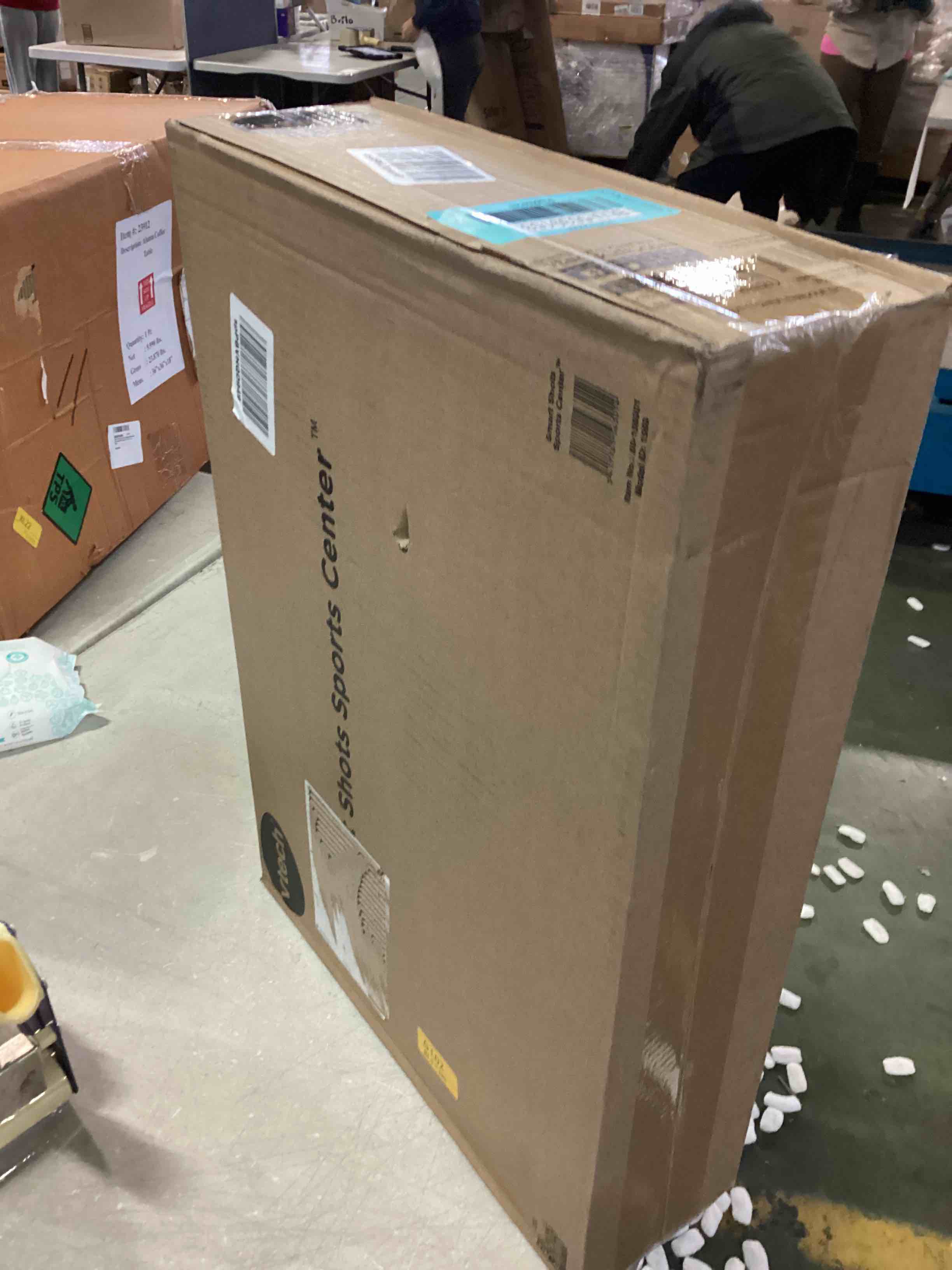 https://s3.amazonaws.com/lotting-images-prod/bidfta/BLU5539153_1702931766739.jpeg