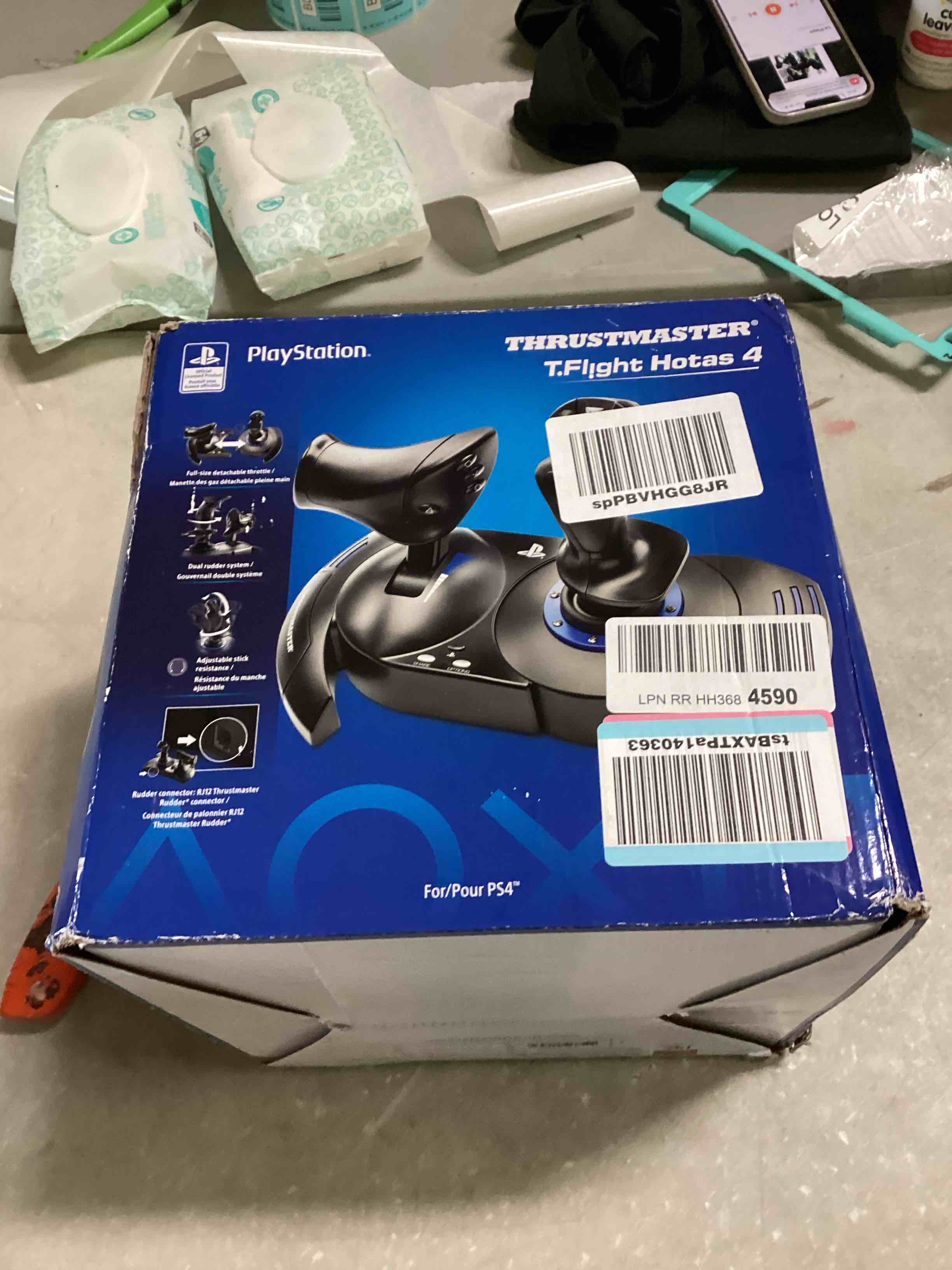https://s3.amazonaws.com/lotting-images-prod/bidfta/BLU5539268_1703002303123.jpeg