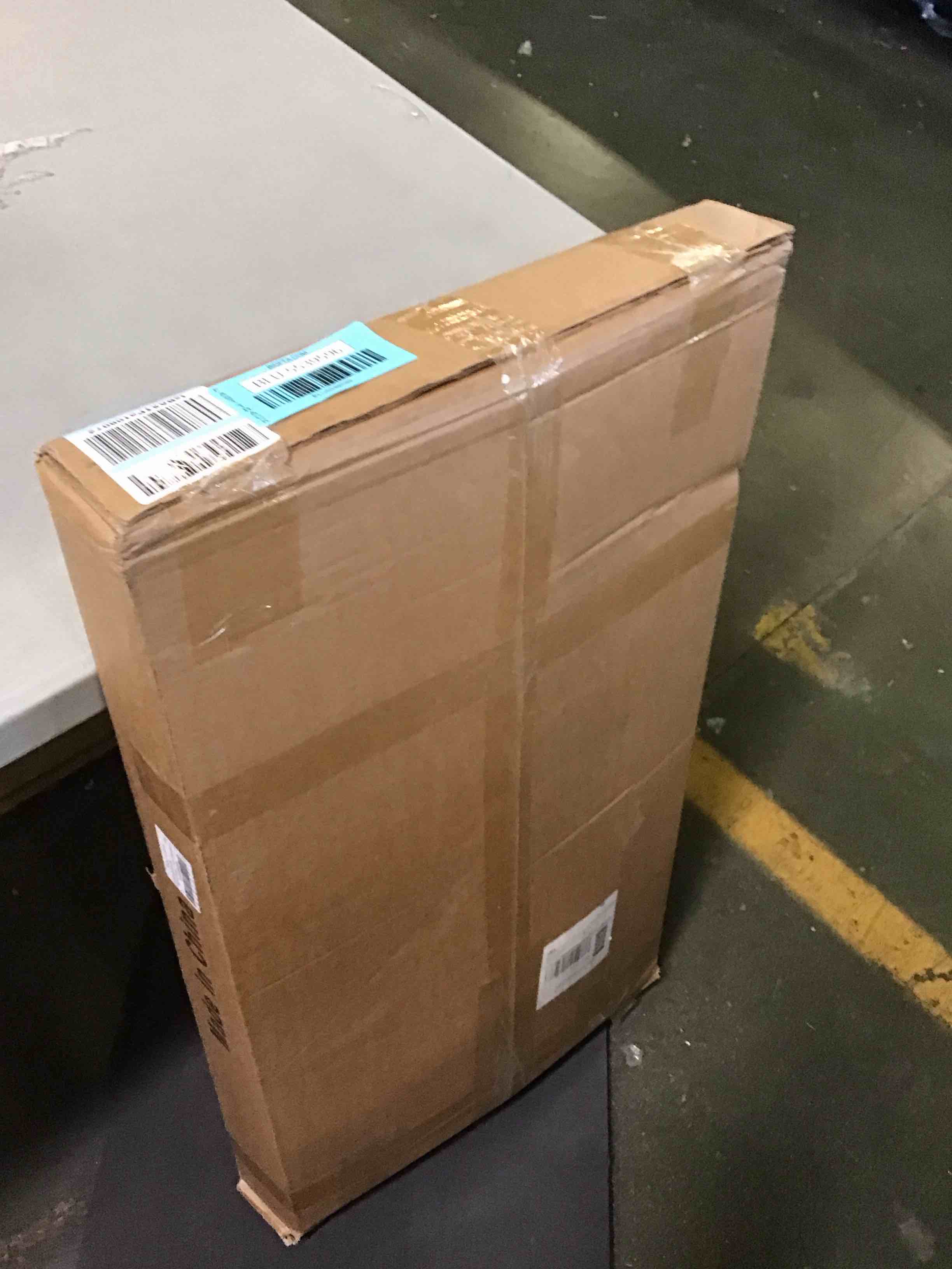 https://s3.amazonaws.com/lotting-images-prod/bidfta/BLU5539596_1703101249505.jpeg
