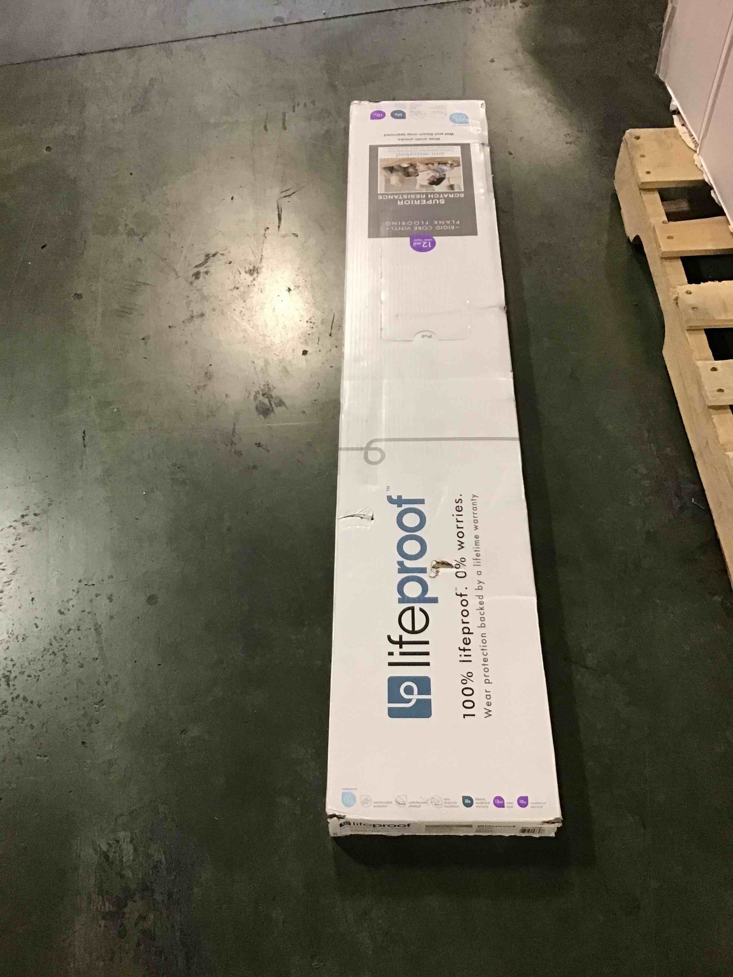 https://s3.amazonaws.com/lotting-images-prod/bidfta/BLU5552429_1697111666175.jpeg