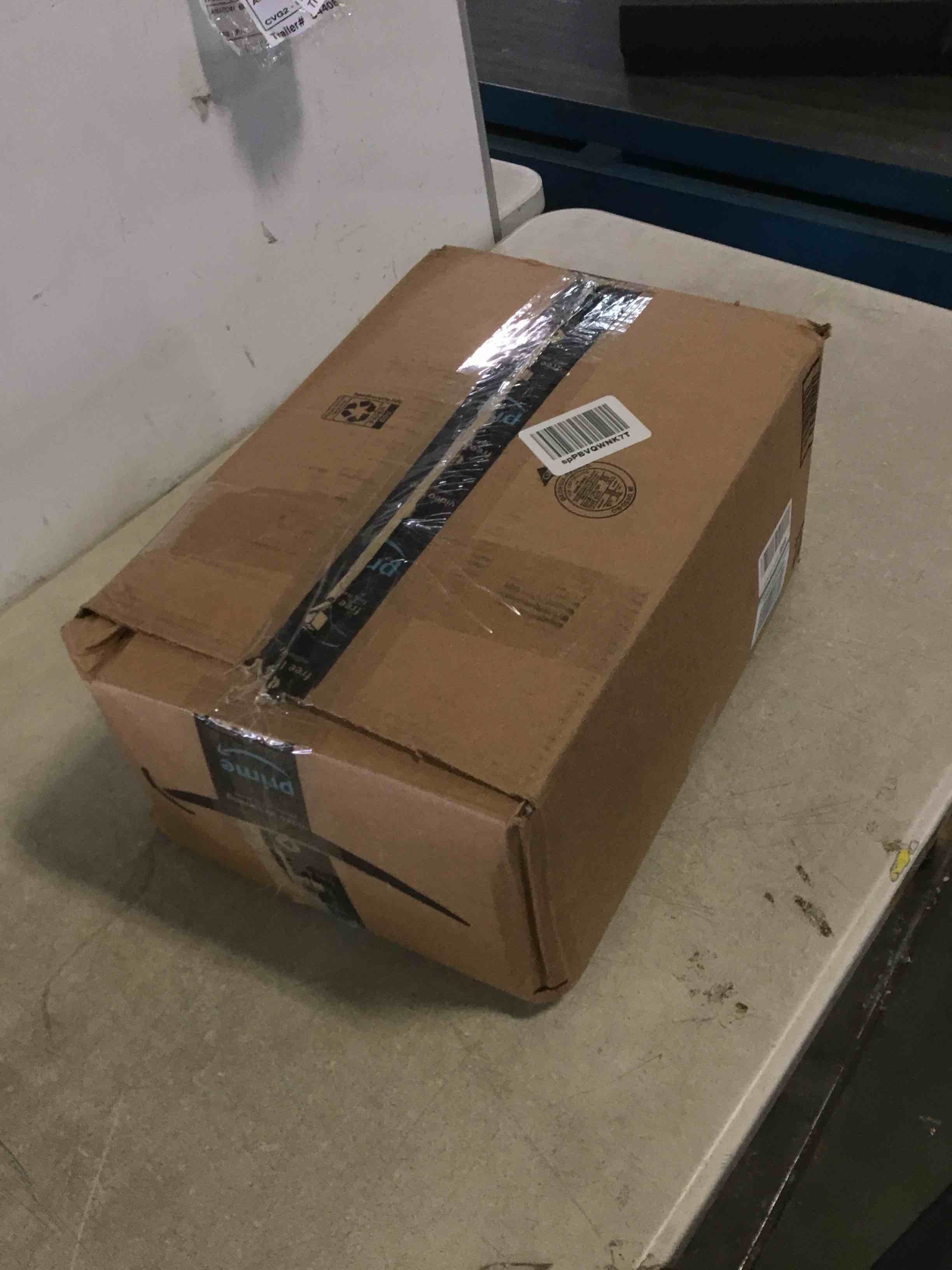 https://s3.amazonaws.com/lotting-images-prod/bidfta/BLU5553576_1696872816931.jpeg