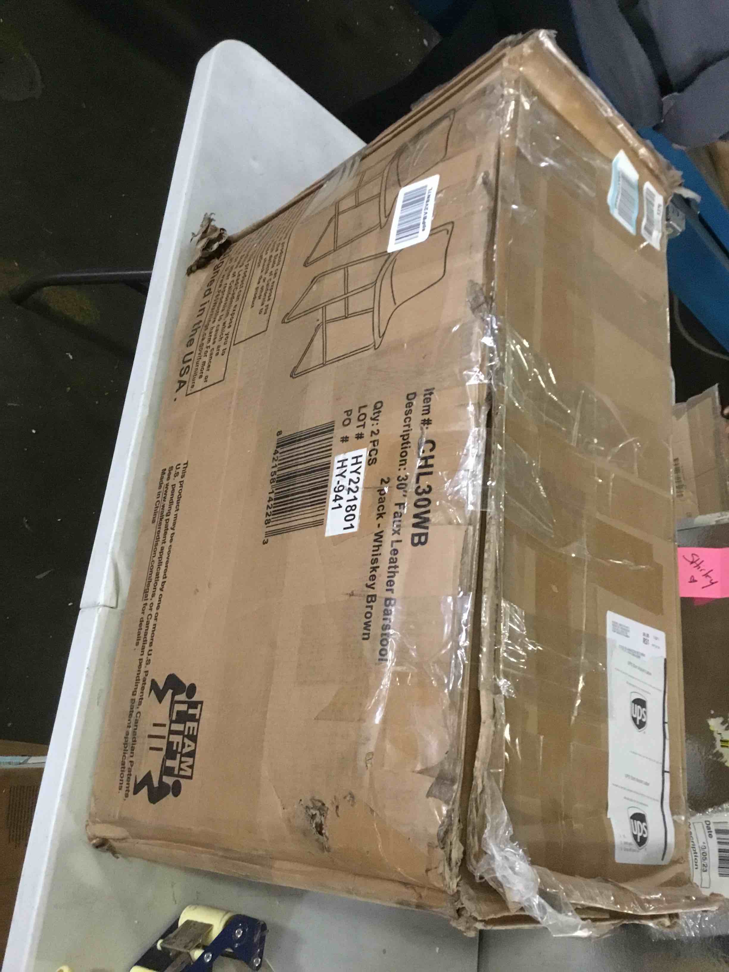 https://s3.amazonaws.com/lotting-images-prod/bidfta/BLU5554555_1697470388229.jpeg