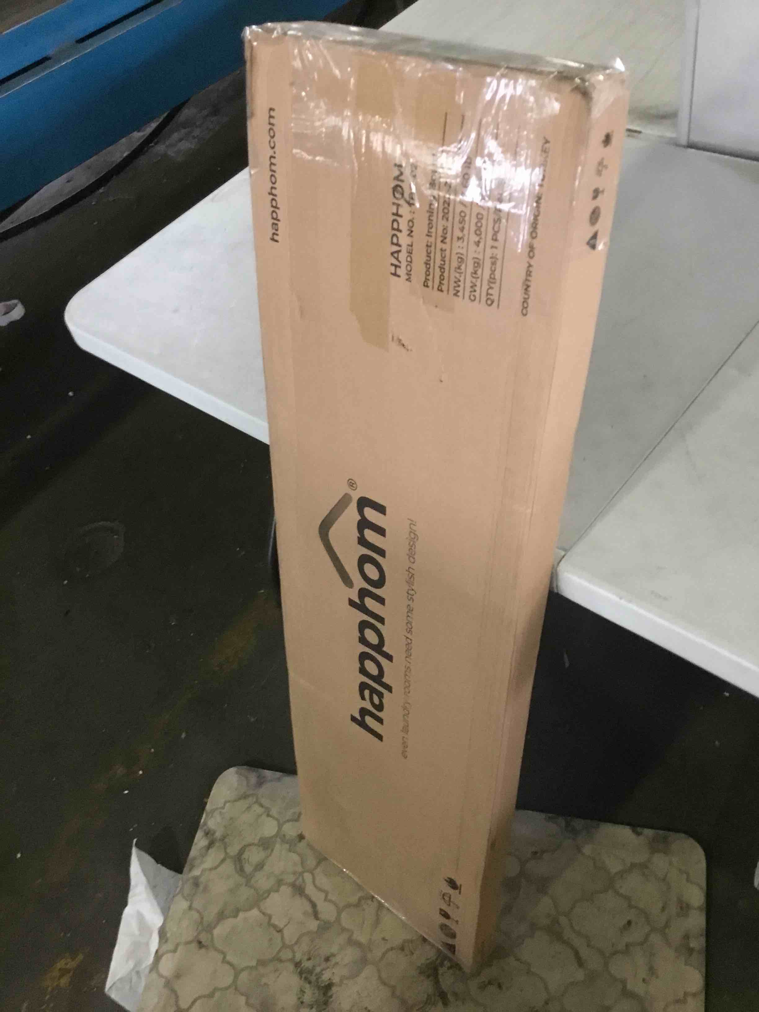 https://s3.amazonaws.com/lotting-images-prod/bidfta/BLU5554599_1697477061341.jpeg