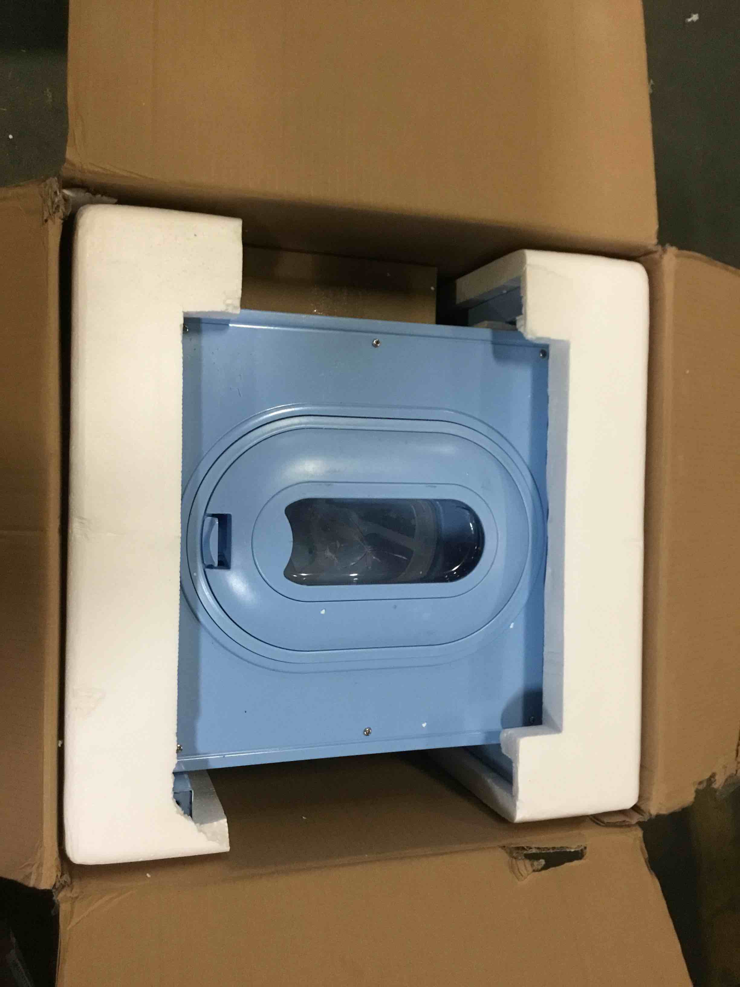 https://s3.amazonaws.com/lotting-images-prod/bidfta/BLU5554691_1697544771903.jpeg