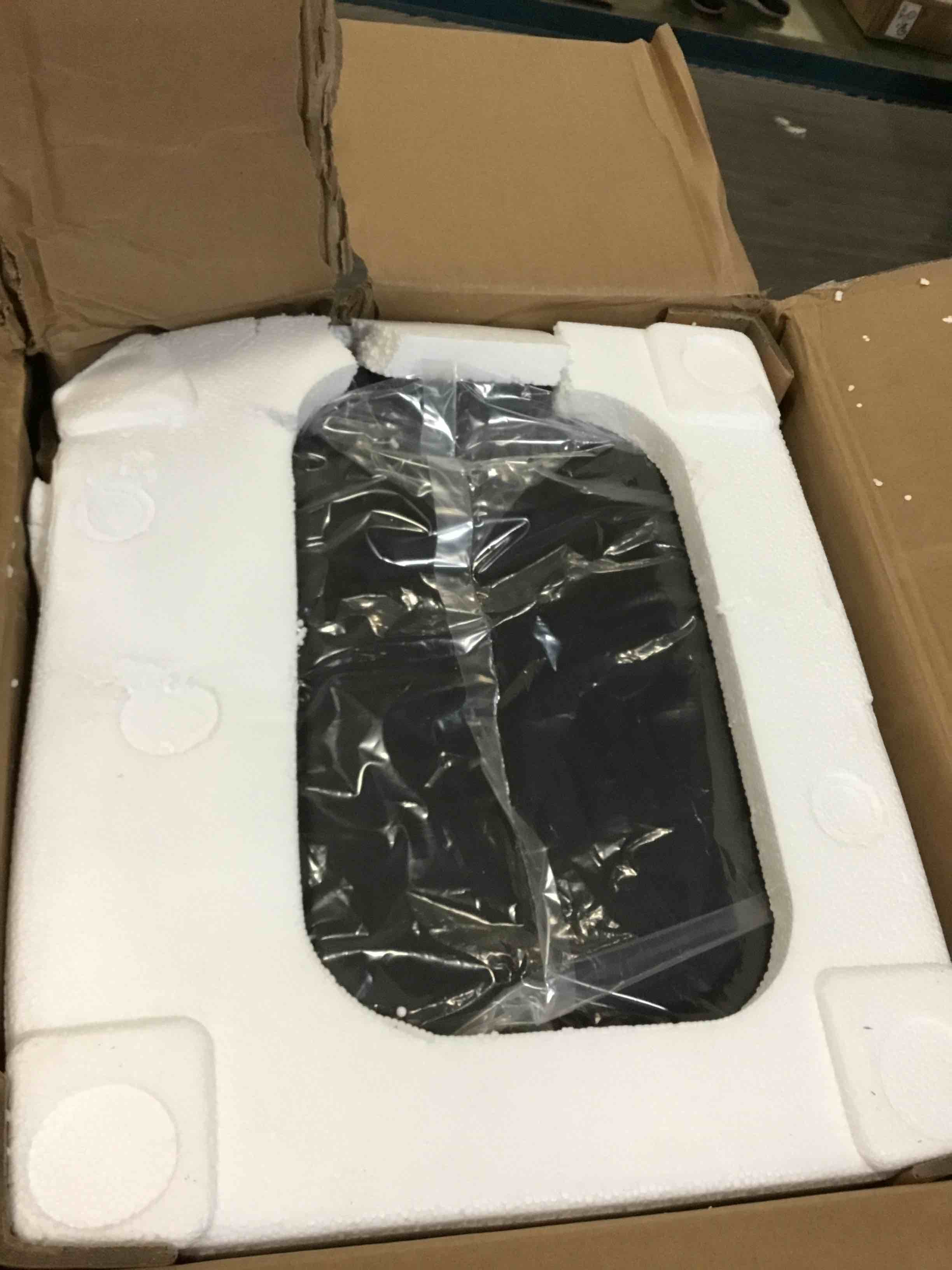 https://s3.amazonaws.com/lotting-images-prod/bidfta/BLU5554872_1697573504377.jpeg