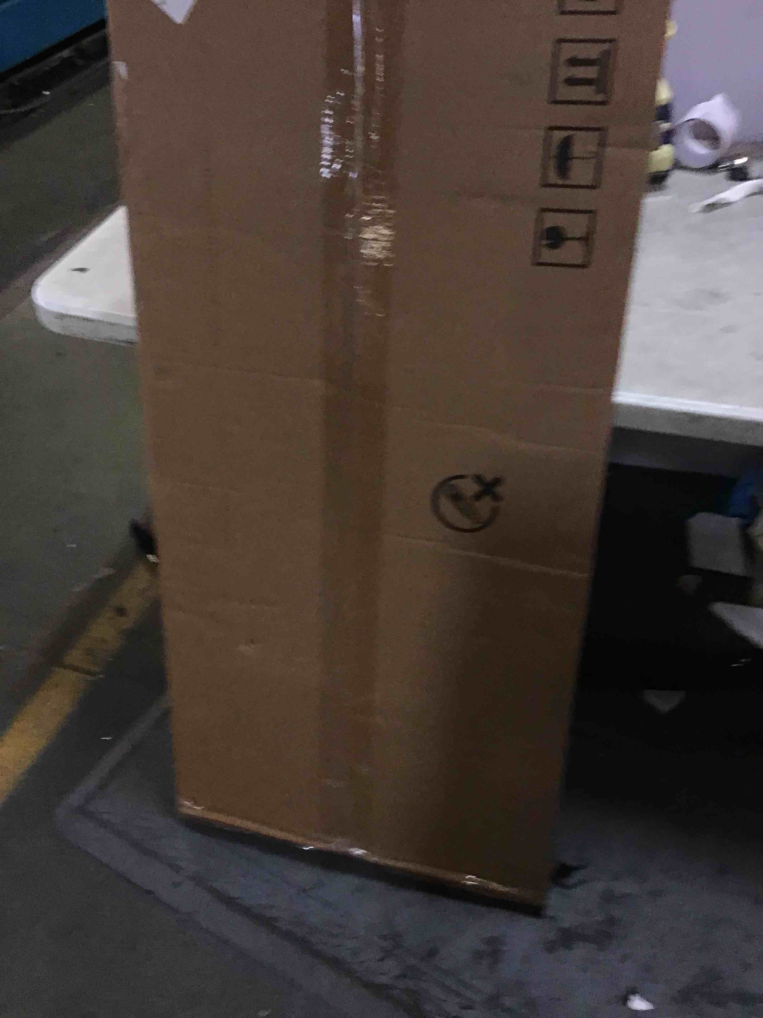 https://s3.amazonaws.com/lotting-images-prod/bidfta/BLU5555243_1696435564157.jpeg