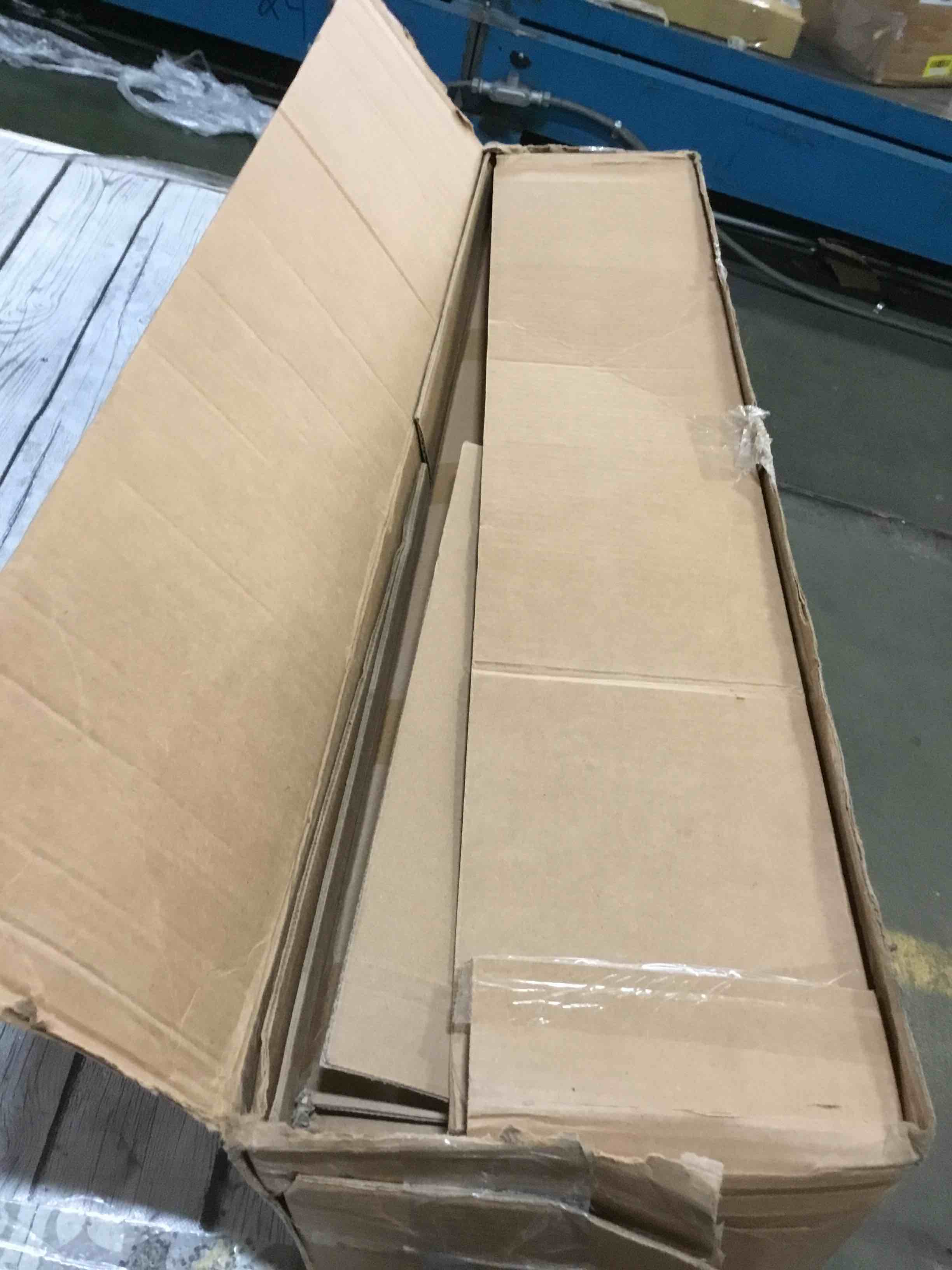https://s3.amazonaws.com/lotting-images-prod/bidfta/BLU5555438_1696523023107.jpeg
