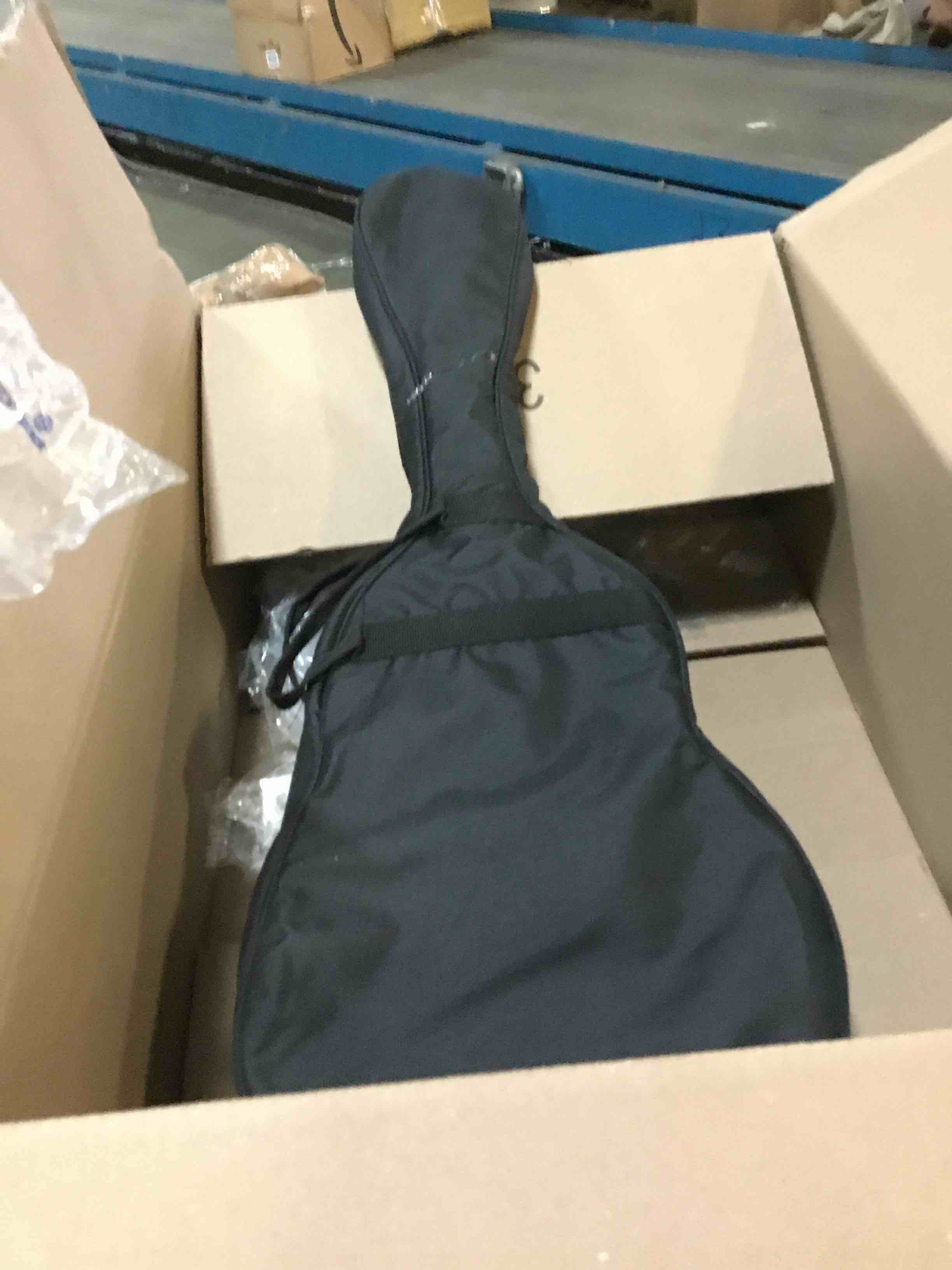 https://s3.amazonaws.com/lotting-images-prod/bidfta/BLU5555489_1696531246868.jpeg