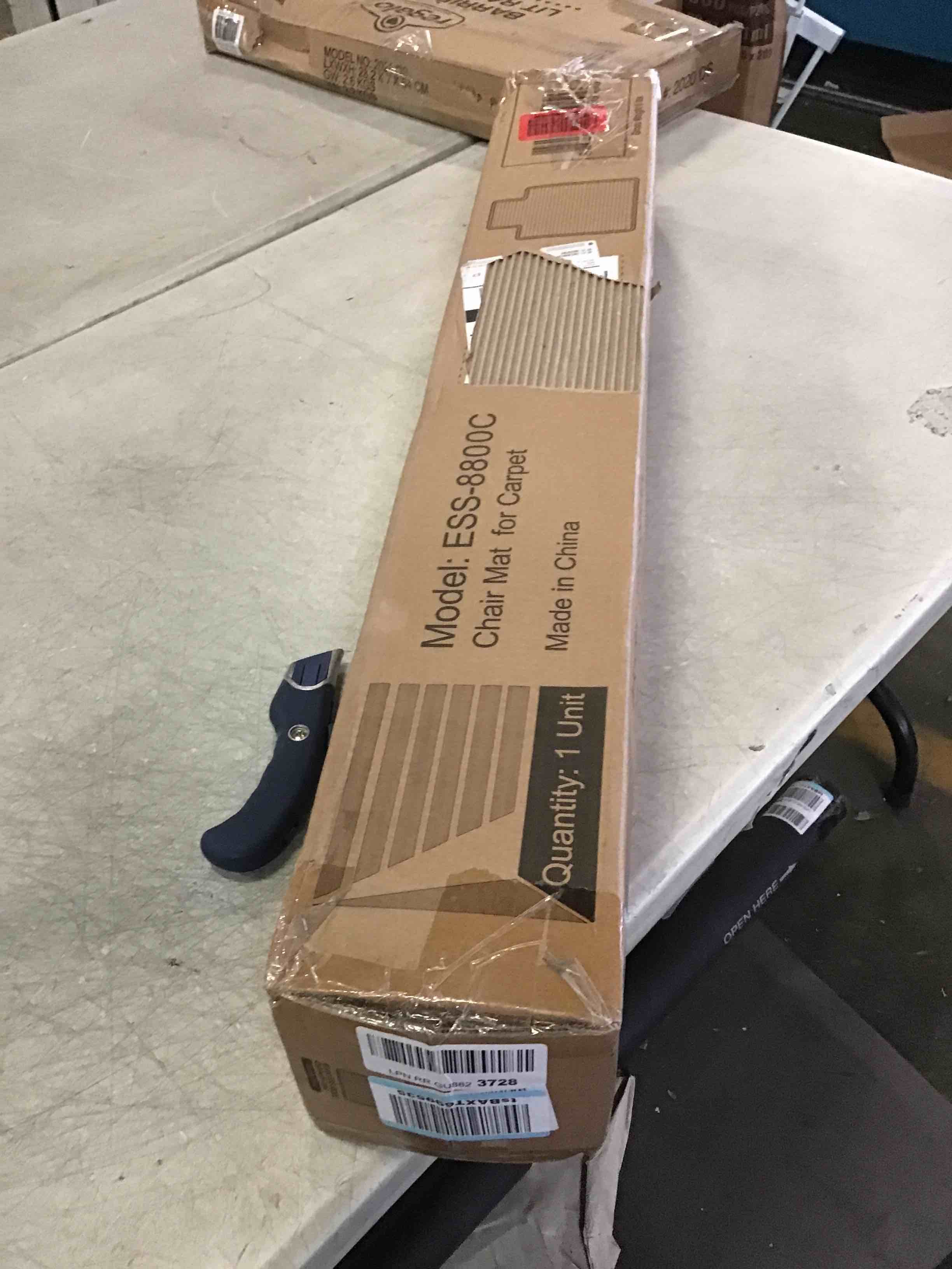 https://s3.amazonaws.com/lotting-images-prod/bidfta/BLU5555739_1696857756377.jpeg