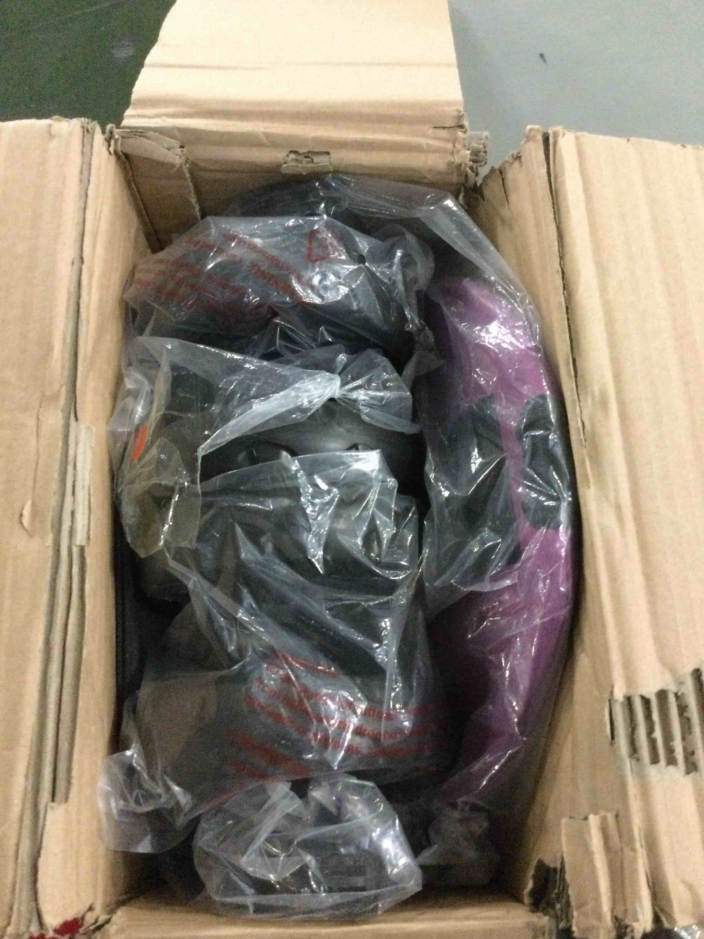 https://s3.amazonaws.com/lotting-images-prod/bidfta/BLU5556477_1696333690692.jpeg