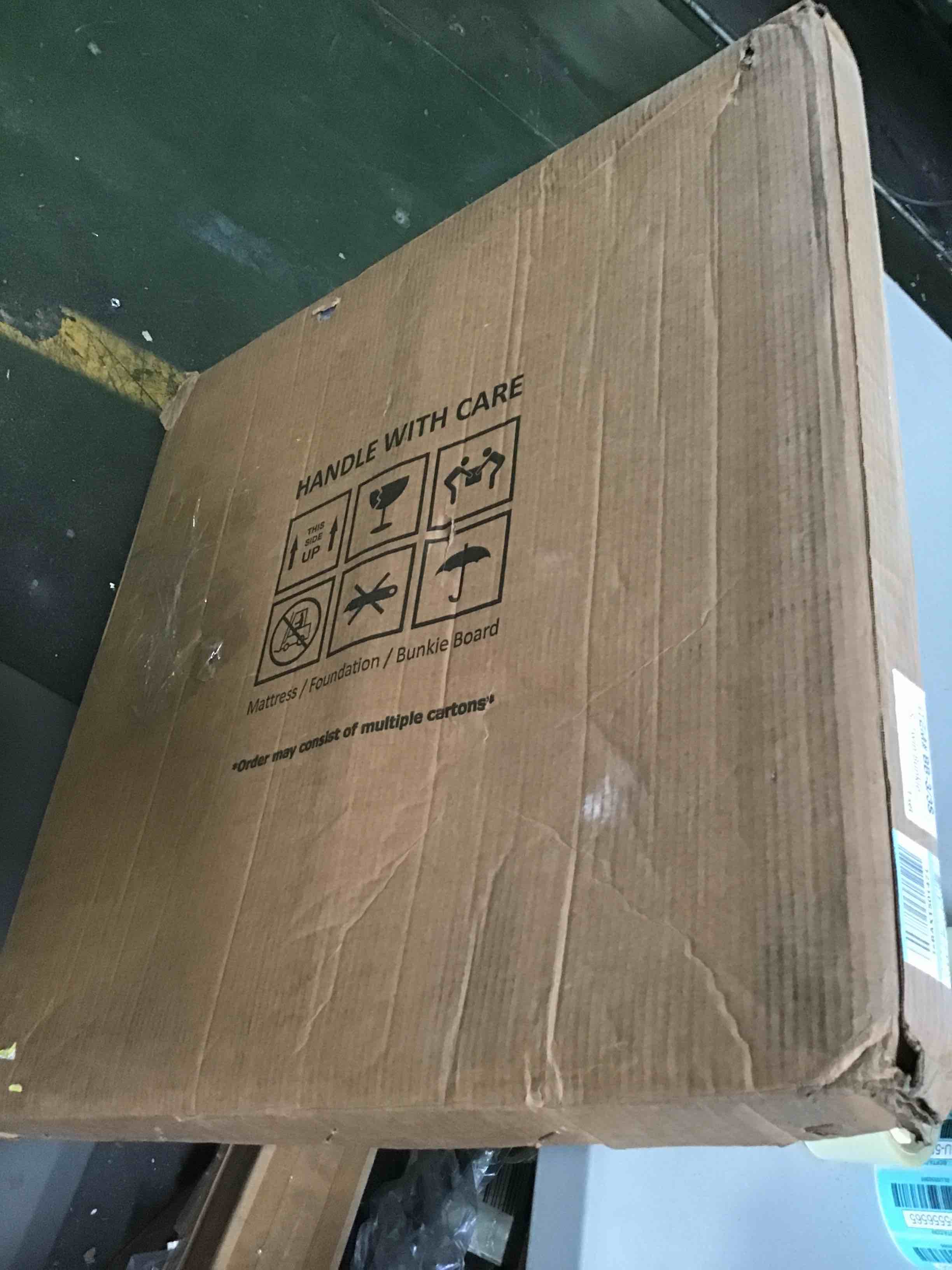 https://s3.amazonaws.com/lotting-images-prod/bidfta/BLU5556558_1696354489290.jpeg